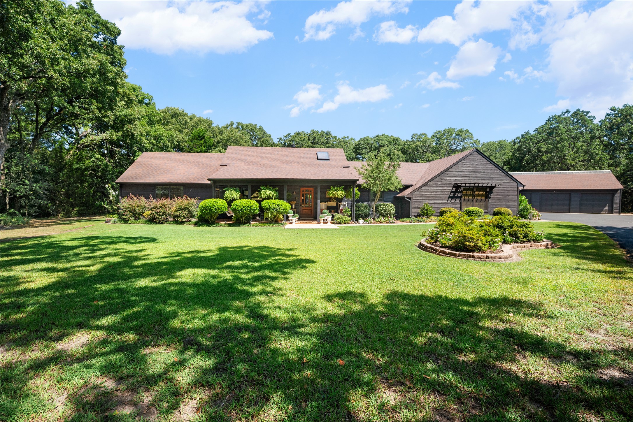 1516 Rancho Road Quinlan TX 75474