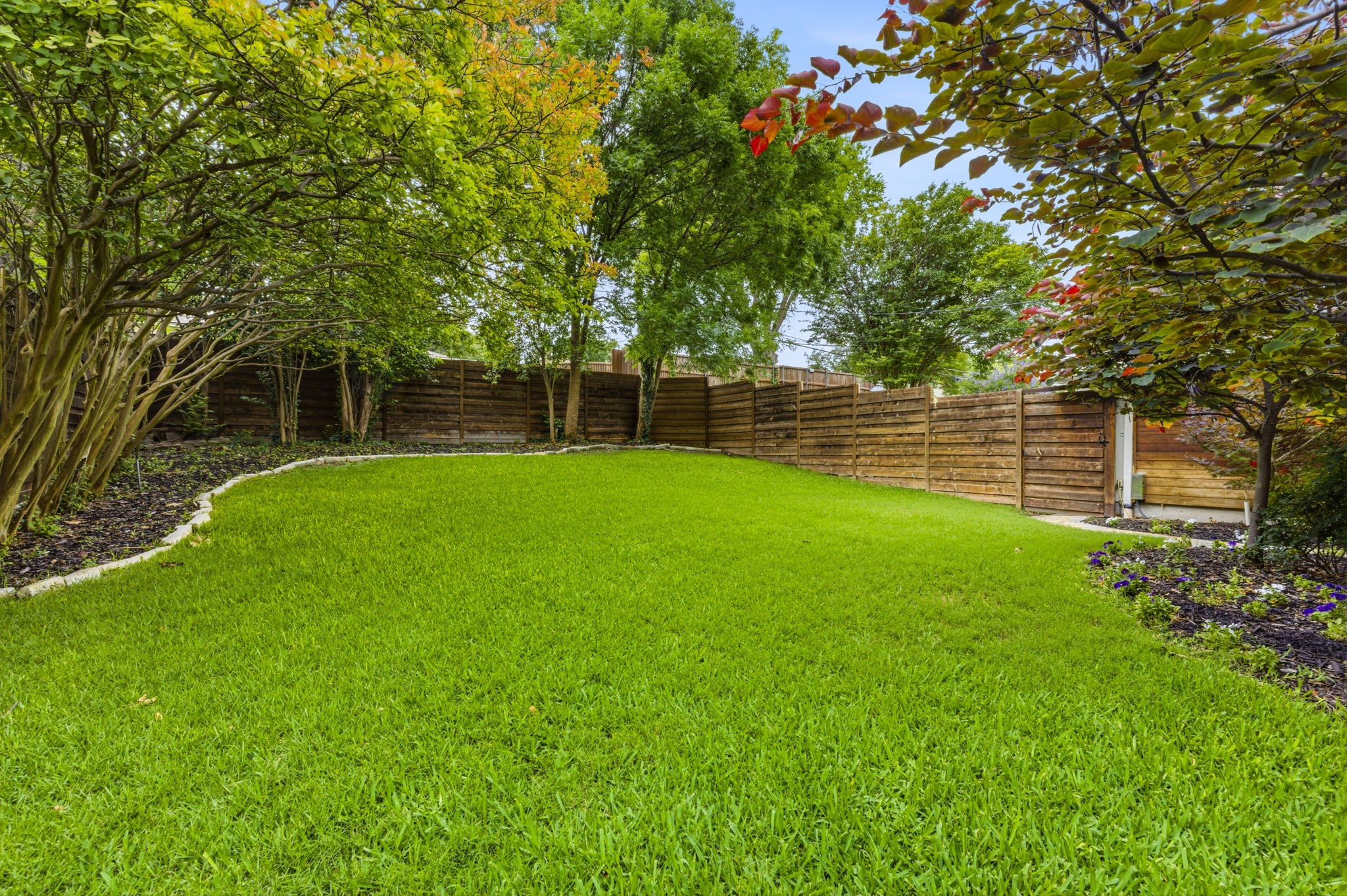 9854 Broken Bow Road Dallas TX 75238