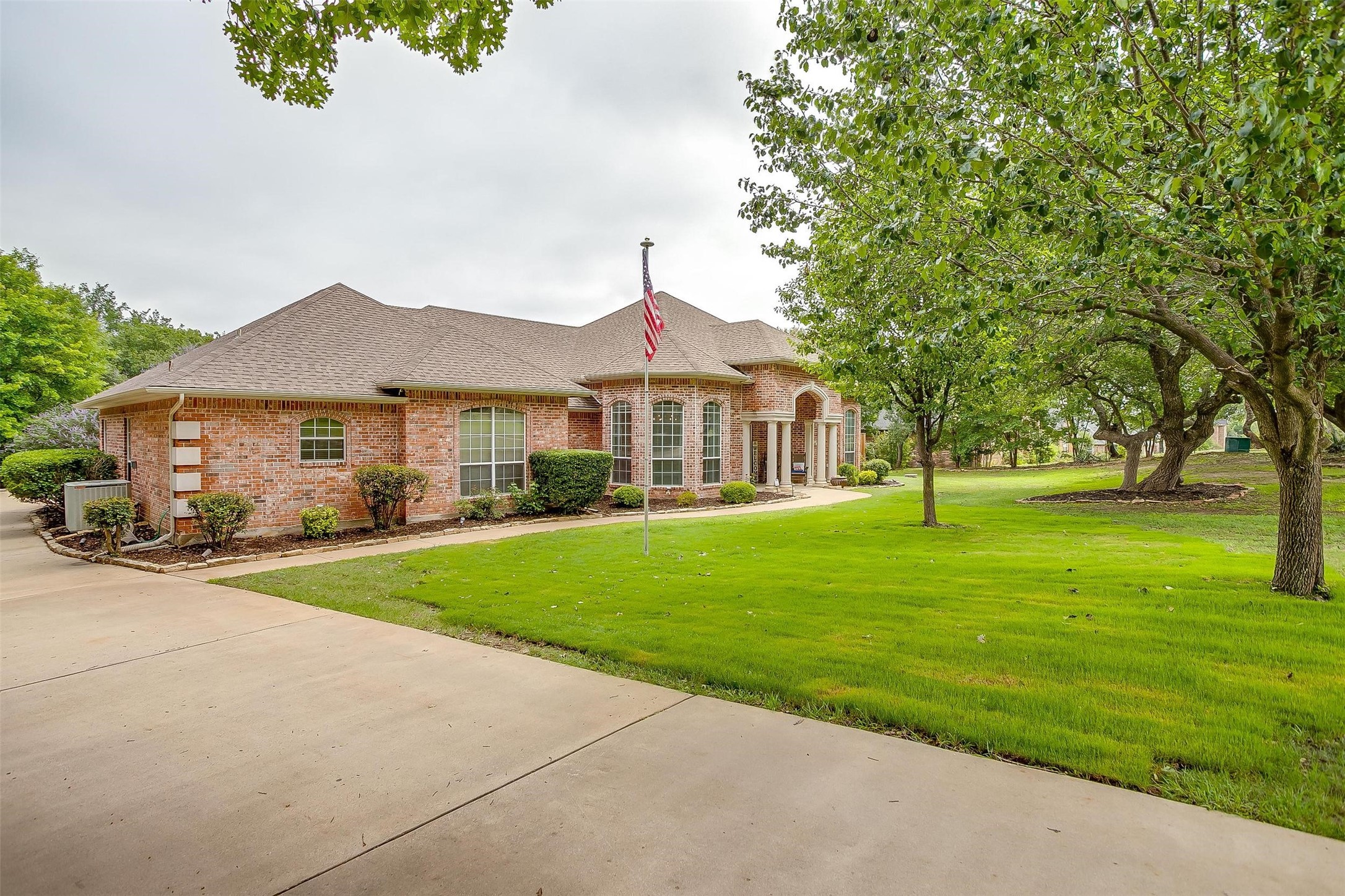 1717 Woodridge Court Aledo TX 76008