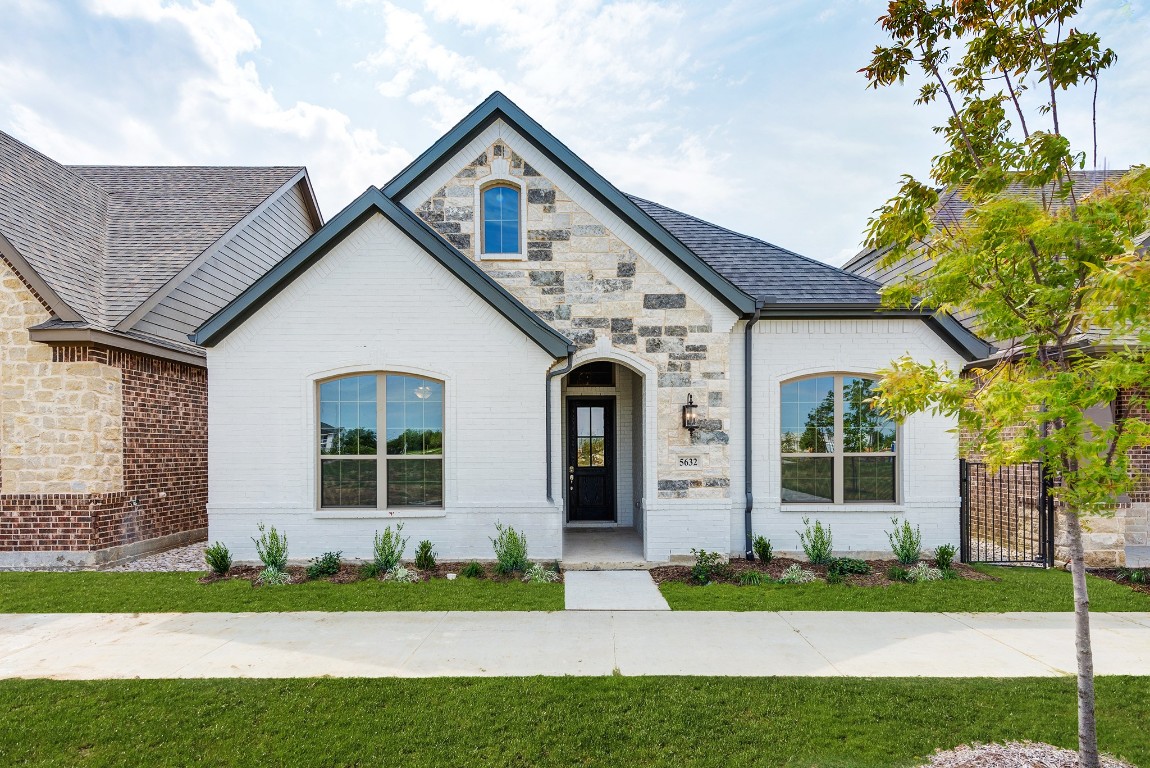 5664 Traveller Drive North Richland Hills TX 76180