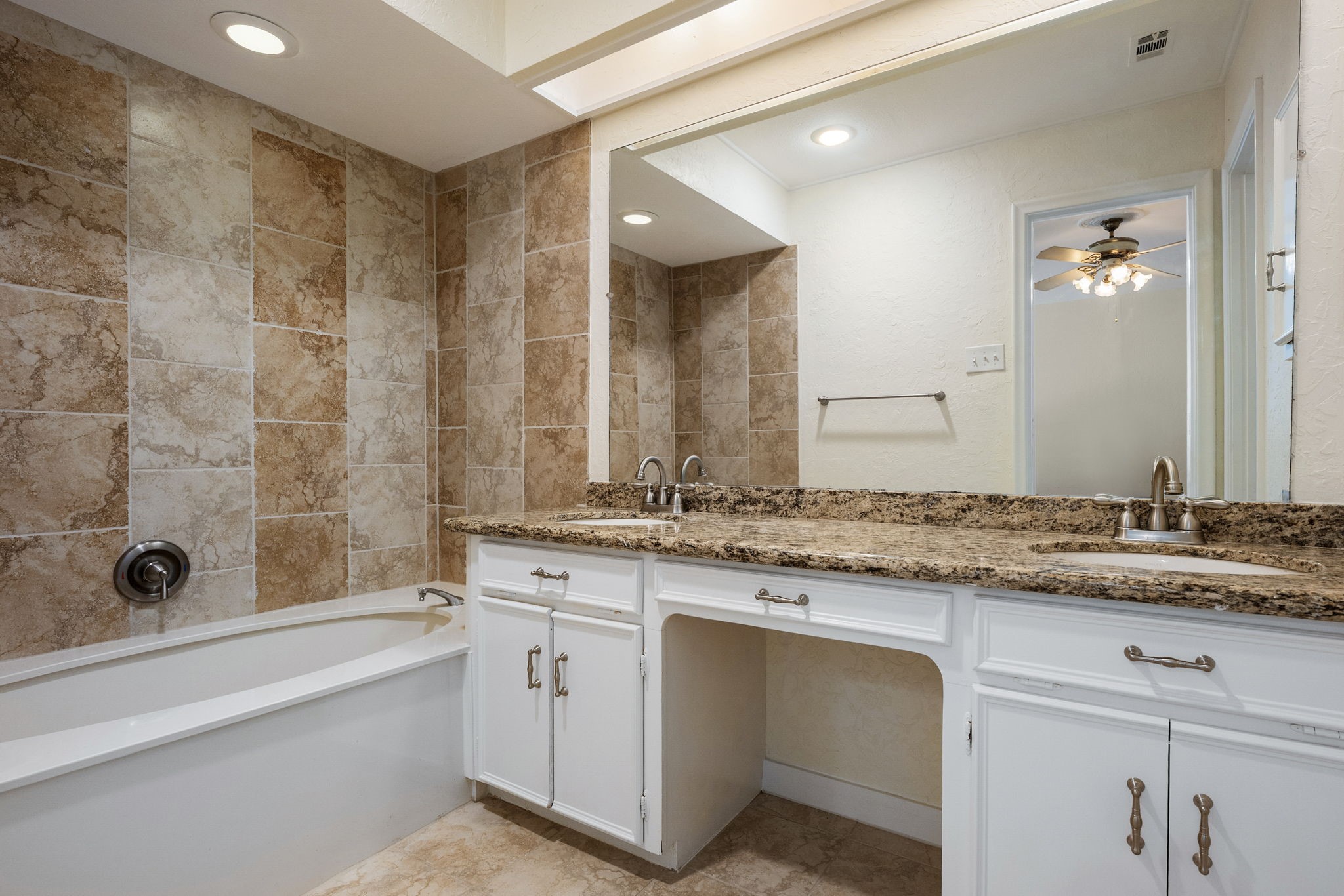 10521 Sandpiper Lane Dallas TX 75230
