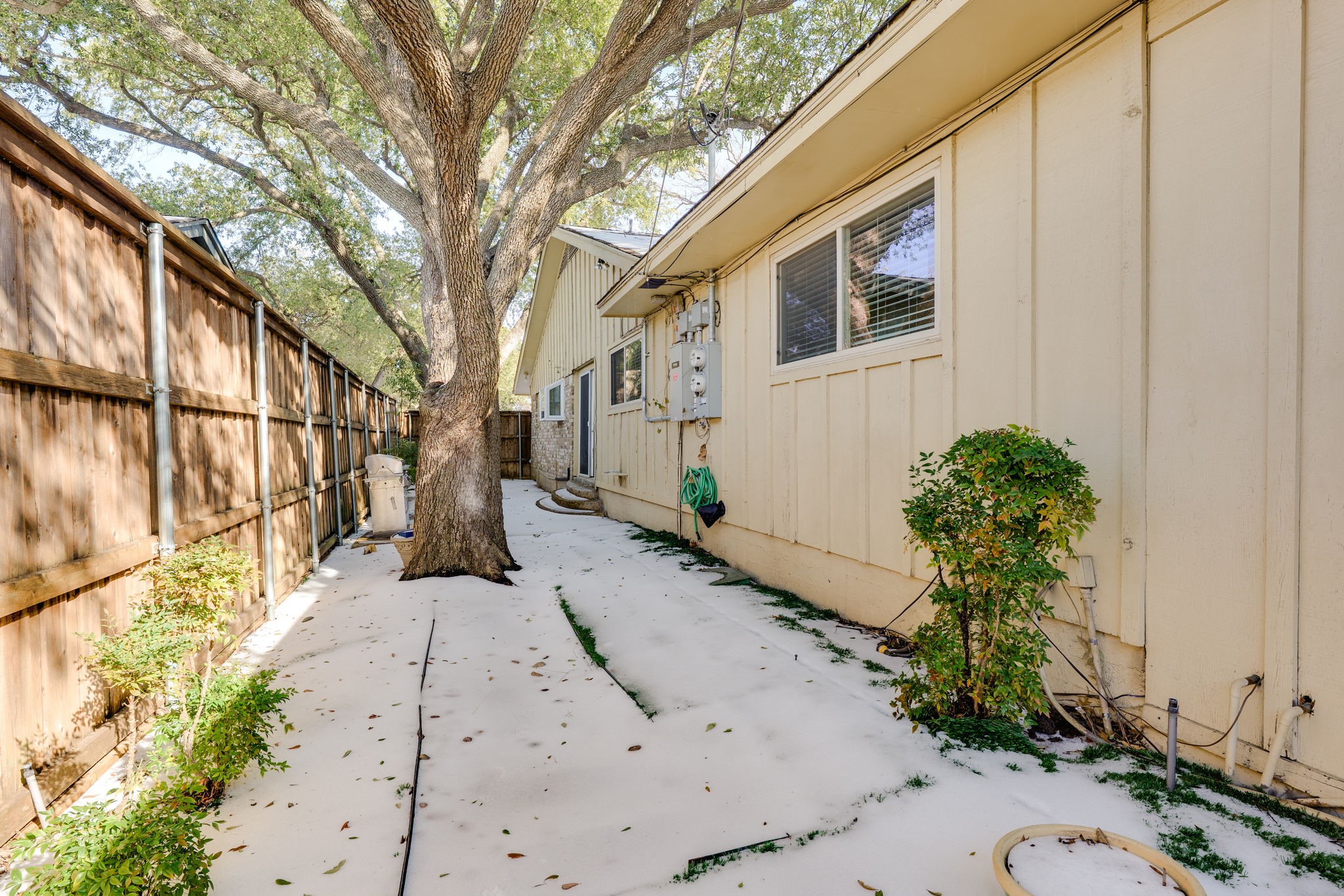 10521 Sandpiper Lane Dallas TX 75230