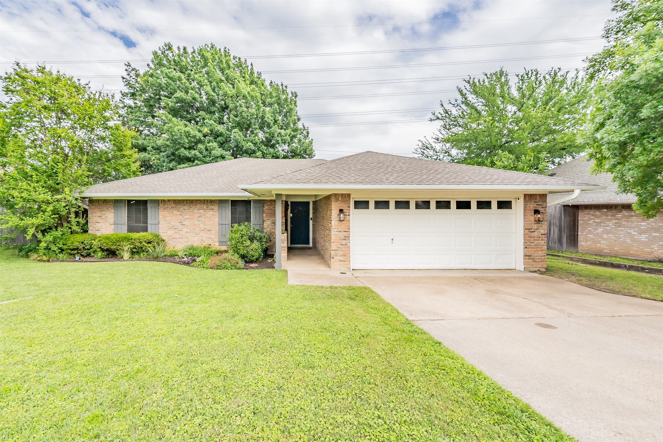 2507 Smouldering Wood Drive Arlington TX 76016