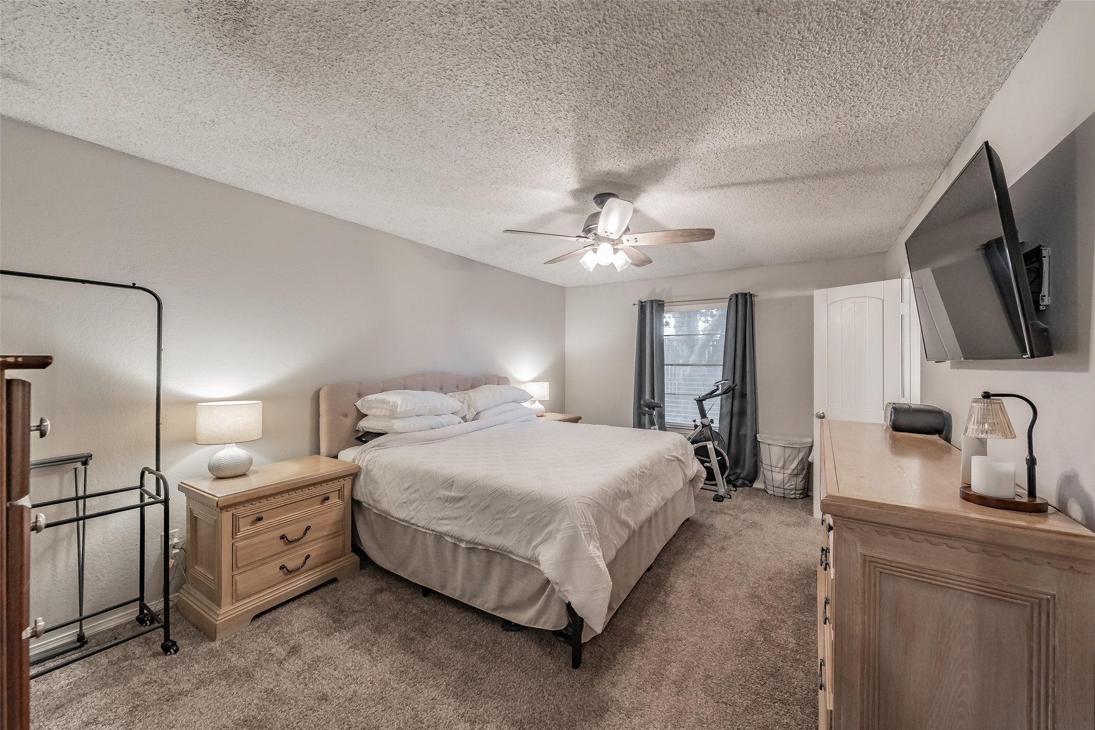 2507 Smouldering Wood Drive Arlington TX 76016