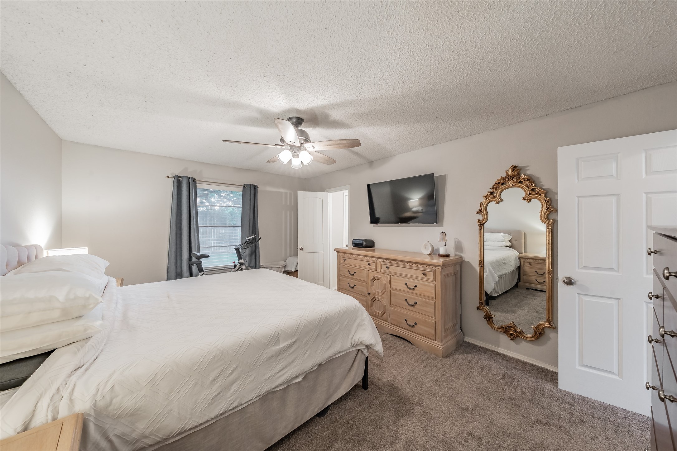 2507 Smouldering Wood Drive Arlington TX 76016
