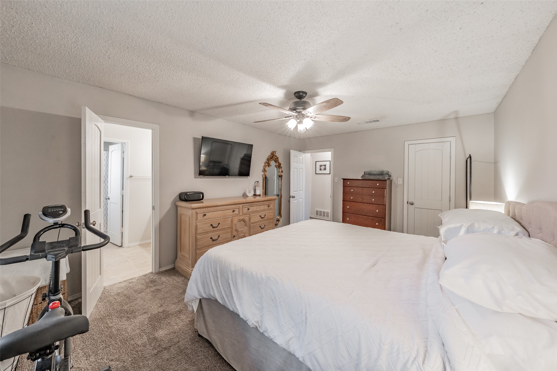 2507 Smouldering Wood Drive Arlington TX 76016