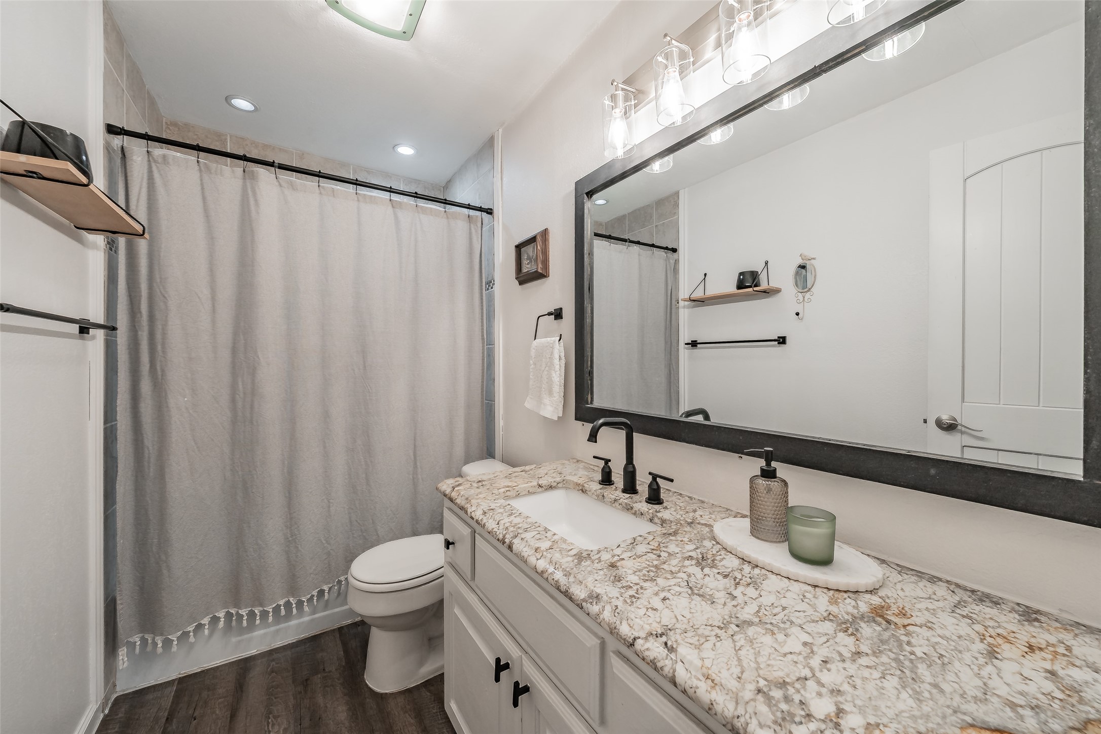 2507 Smouldering Wood Drive Arlington TX 76016