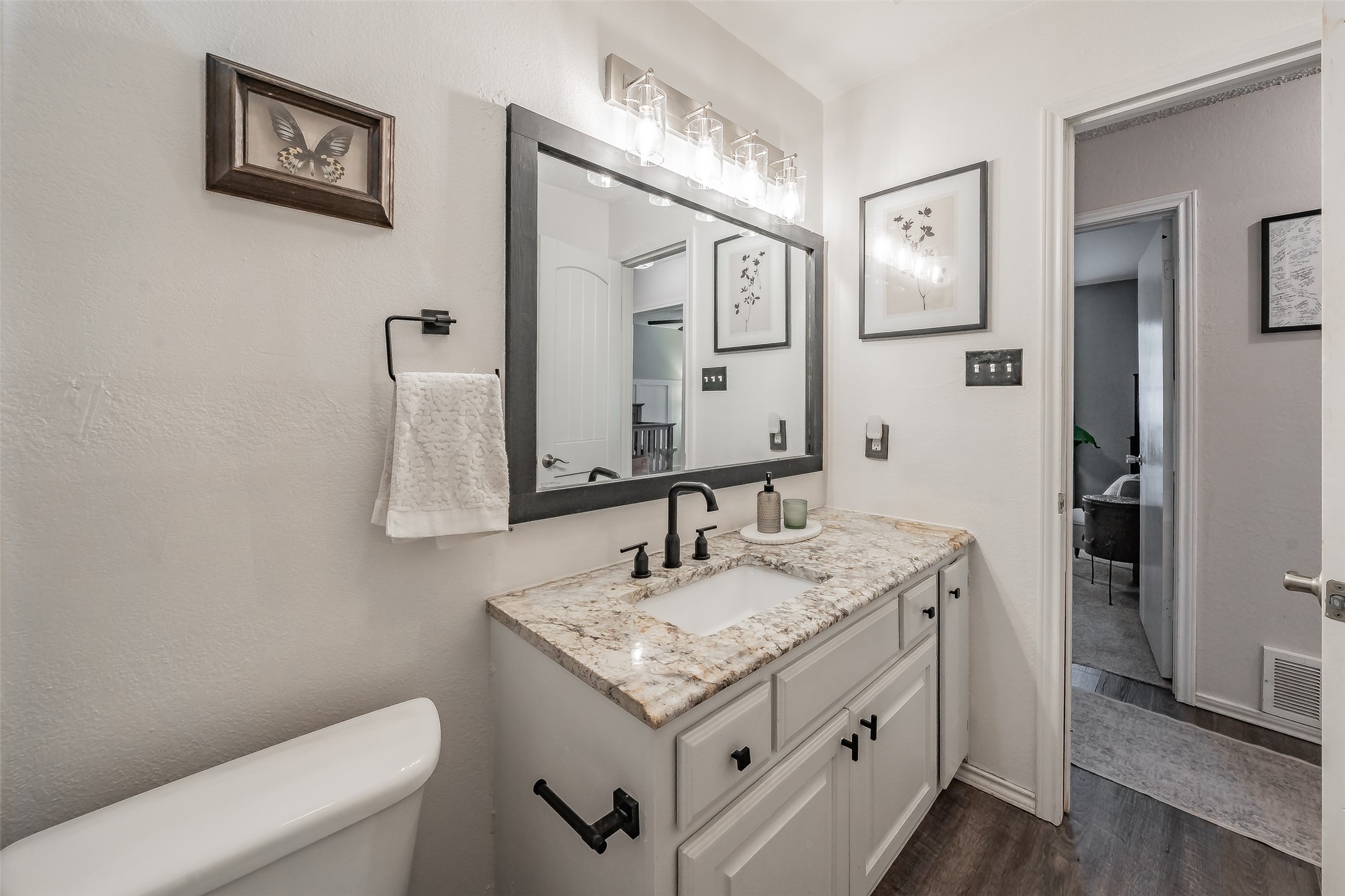 2507 Smouldering Wood Drive Arlington TX 76016