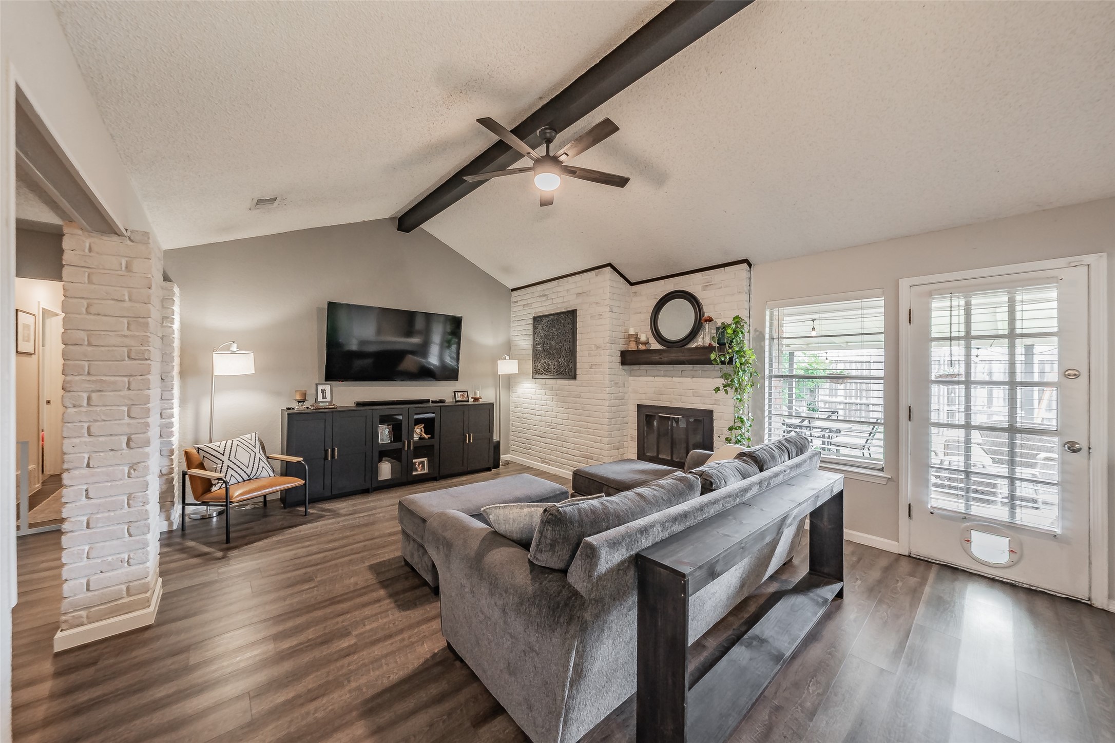 2507 Smouldering Wood Drive Arlington TX 76016