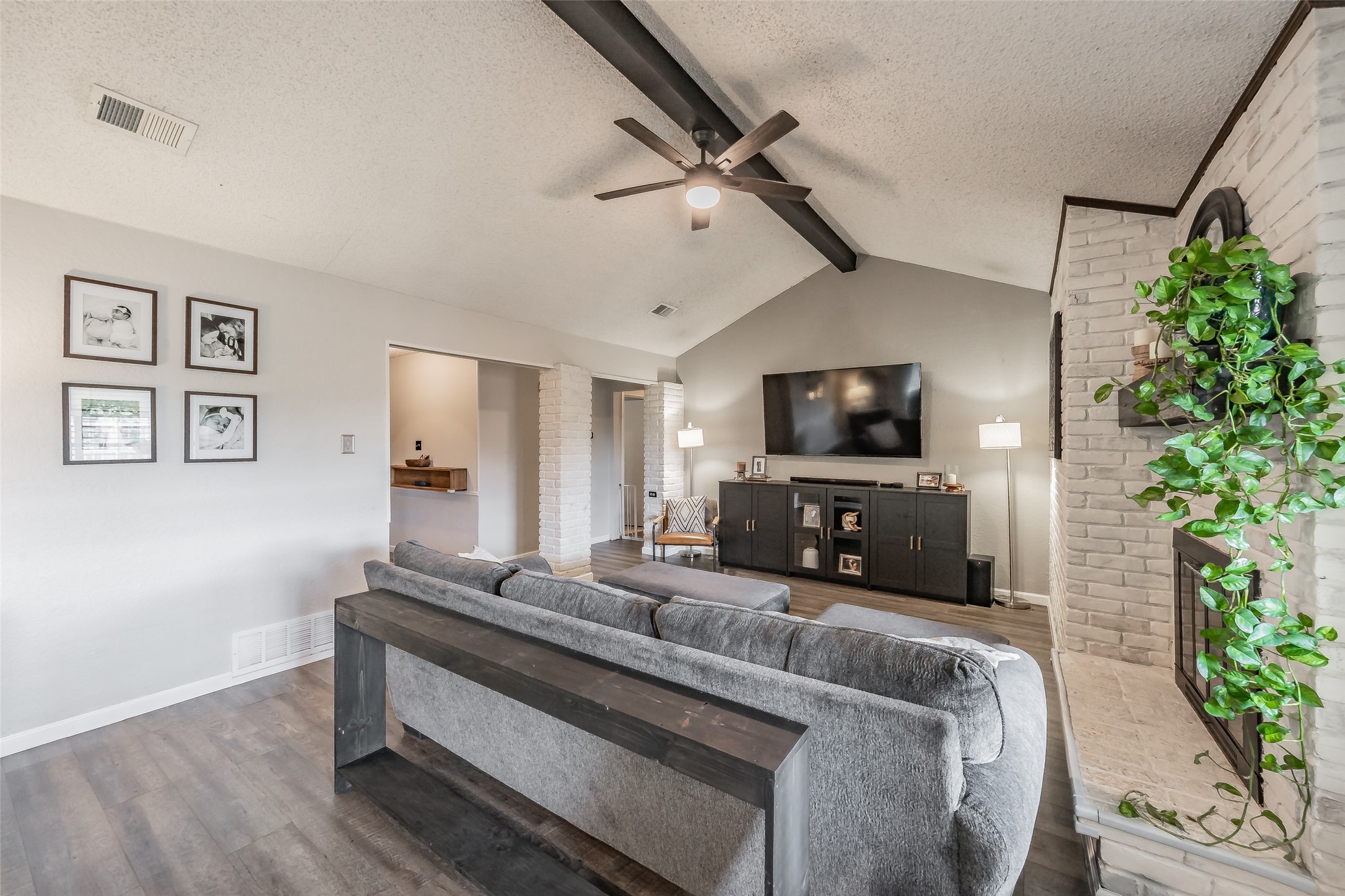2507 Smouldering Wood Drive Arlington TX 76016