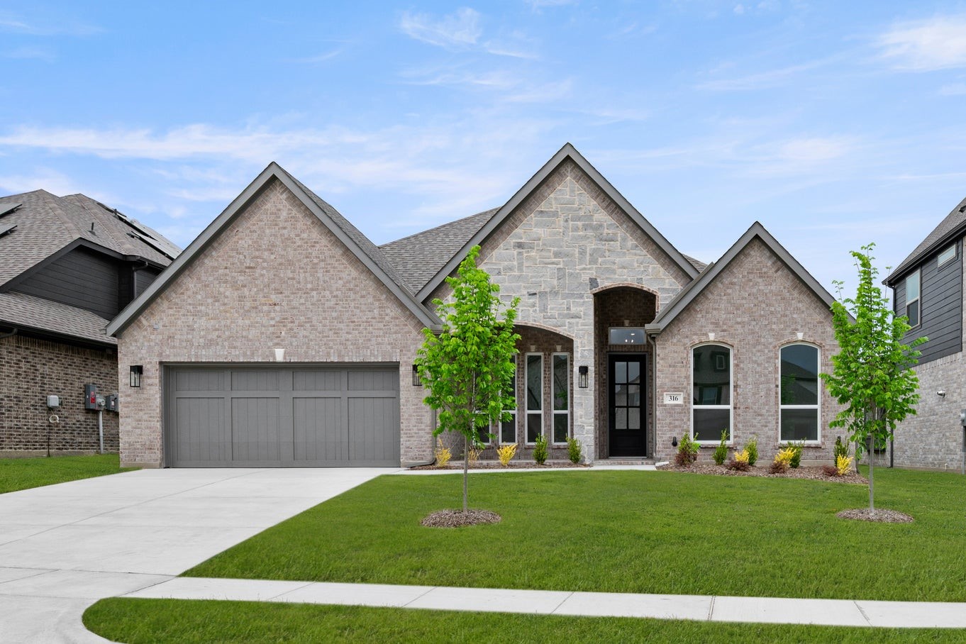 316 Autry Drive Burleson TX 76028