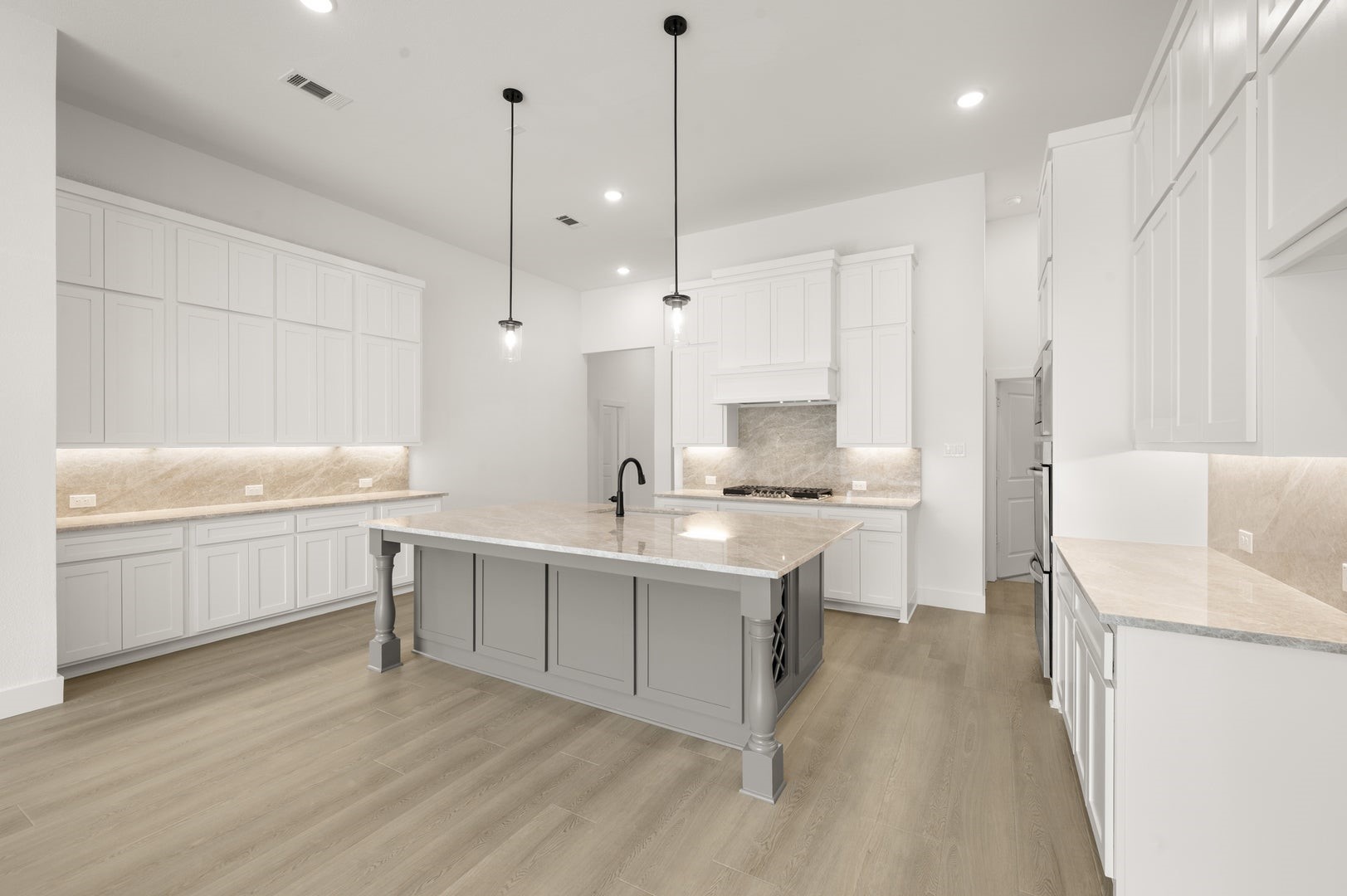 316 Autry Drive Burleson TX 76028