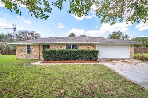 908 Henderson Street Wills Point TX 75169