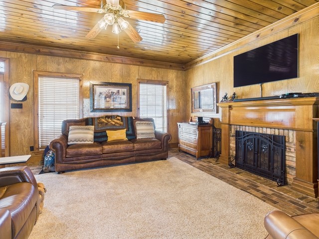2382 Crystal Drive Athens TX 75752