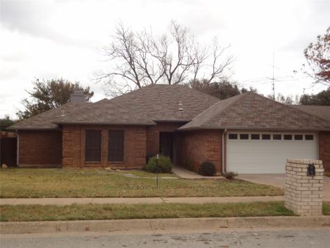 1713 Saxon Drive Bedford TX 76021