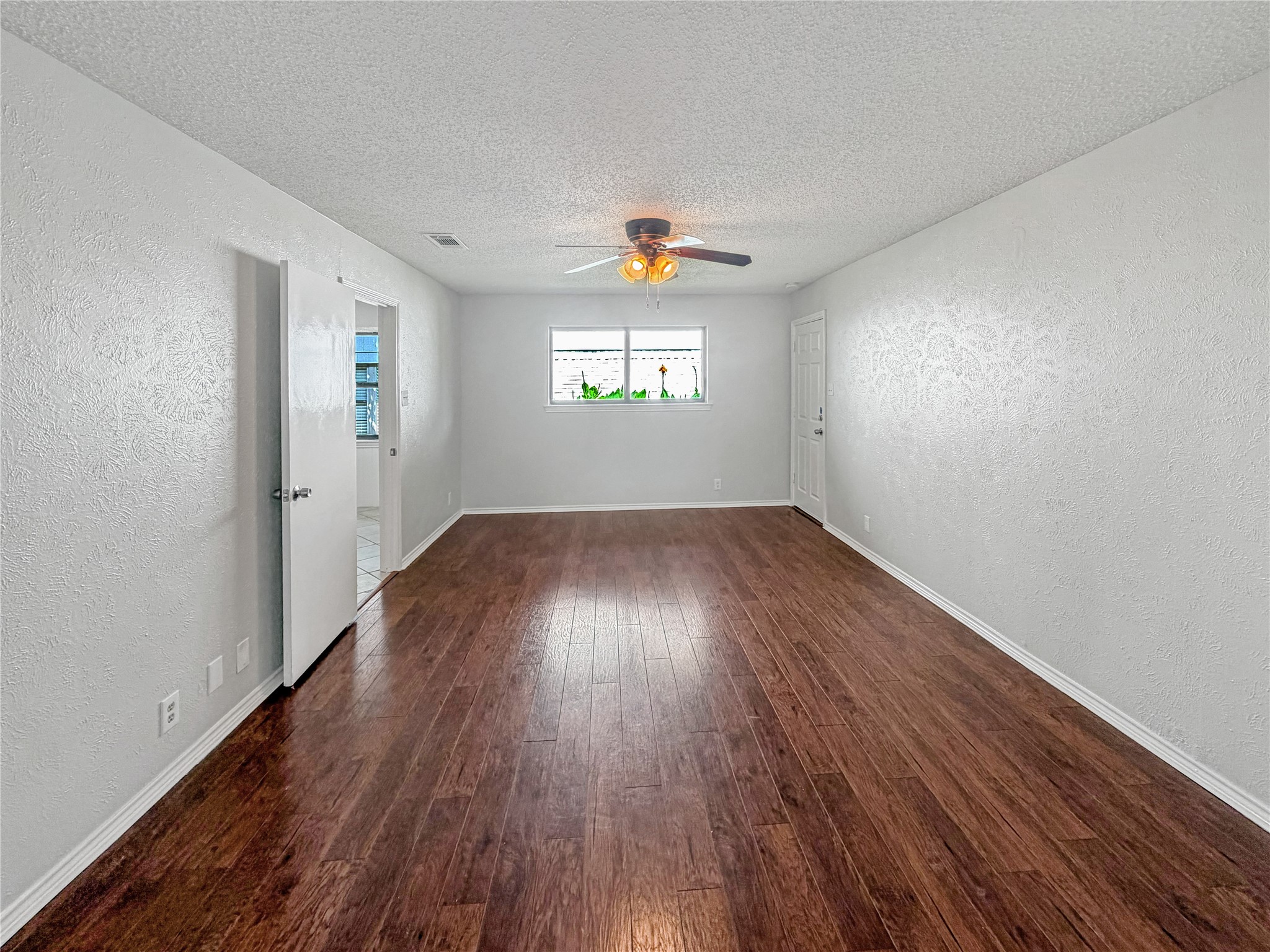 1857 El Paso Street Lewisville TX 75077
