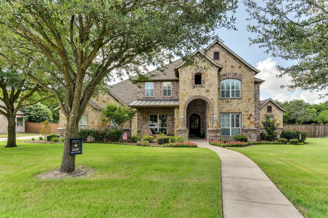 1618 Plum Creek Drive Midlothian TX 76065