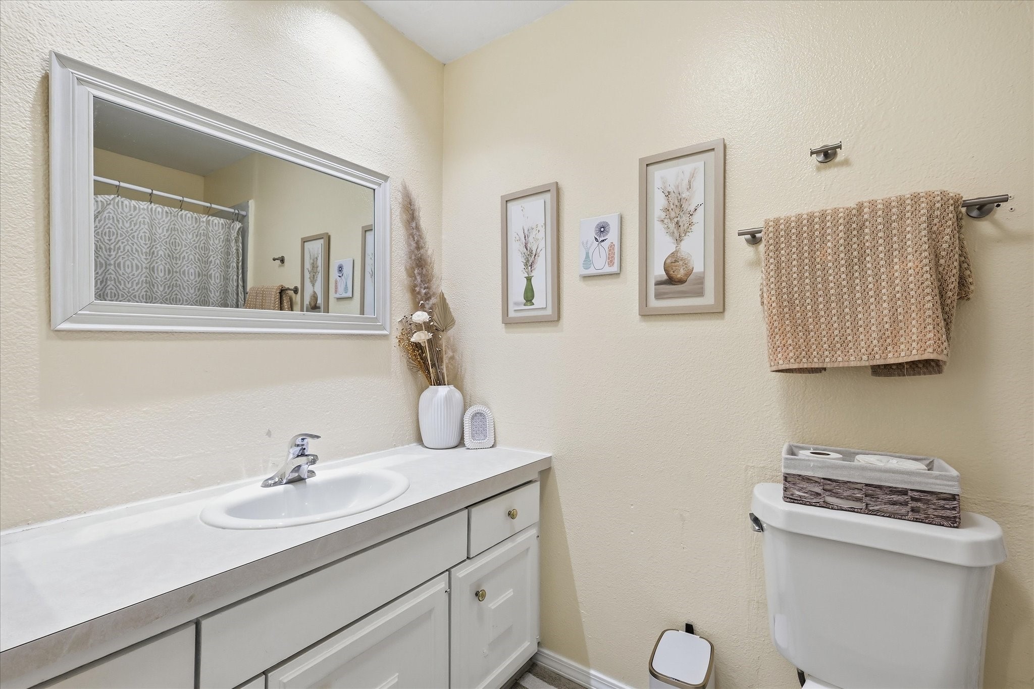 450 Price Drive Lewisville TX 75067