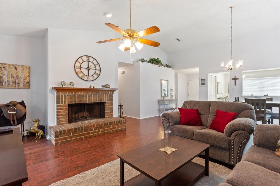 2022 Valley Creek Drive Garland TX 75040
