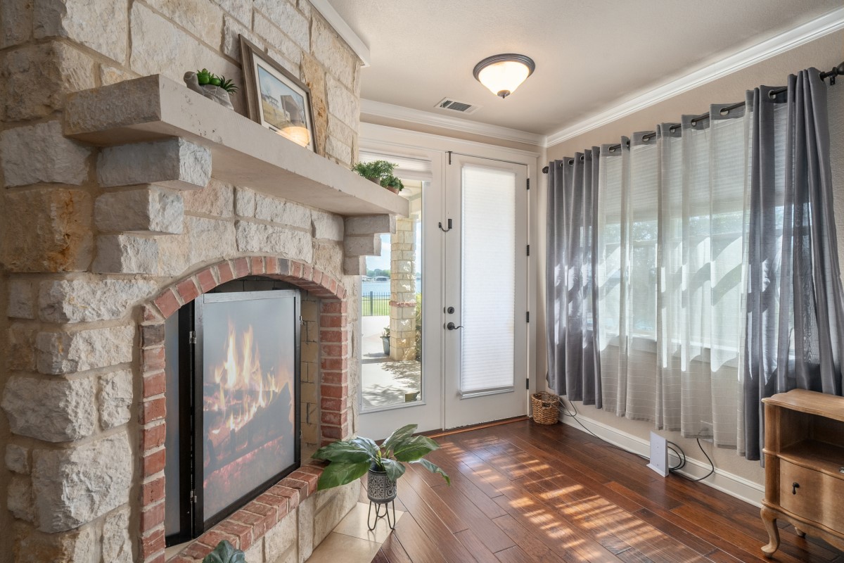 104 Crepe Myrtle Corsicana TX 75109
