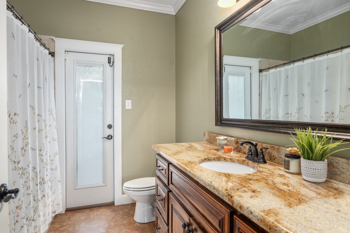 104 Crepe Myrtle Corsicana TX 75109