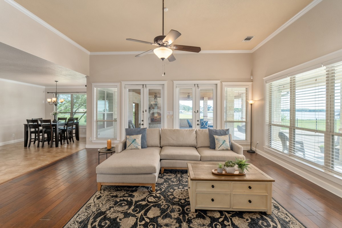 104 Crepe Myrtle Corsicana TX 75109
