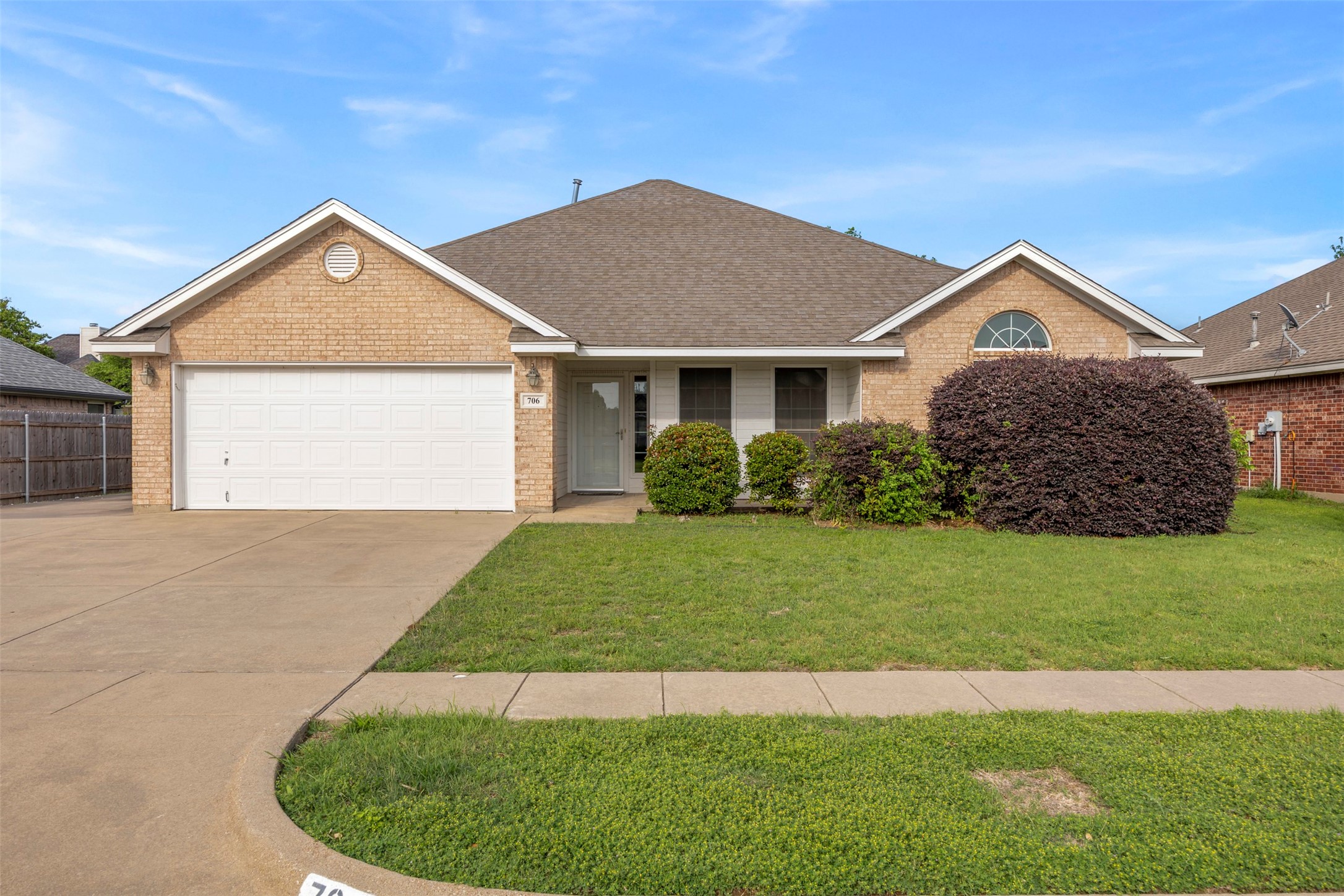 706 Hill Lane Cleburne TX 76033