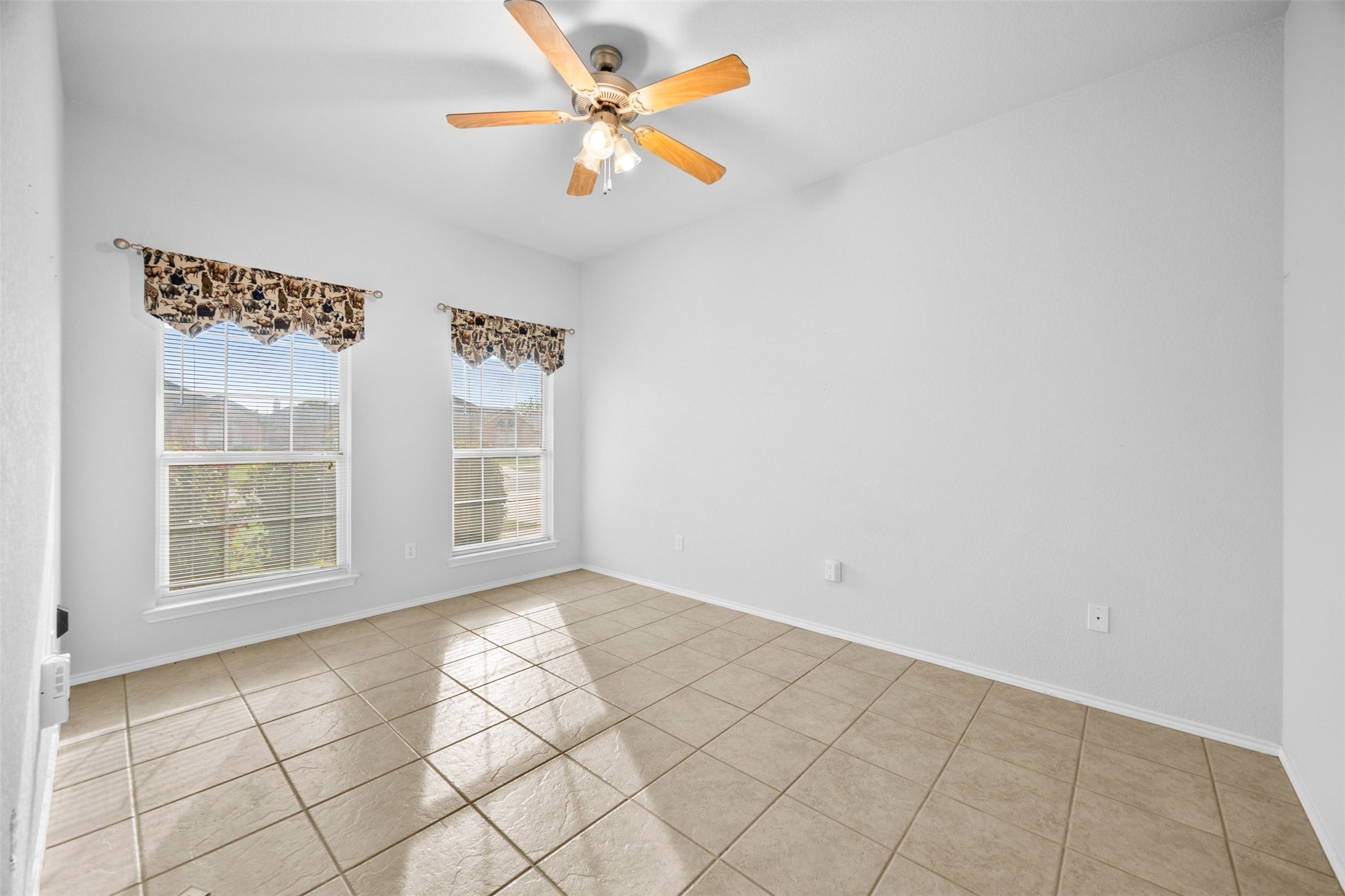 706 Hill Lane Cleburne TX 76033