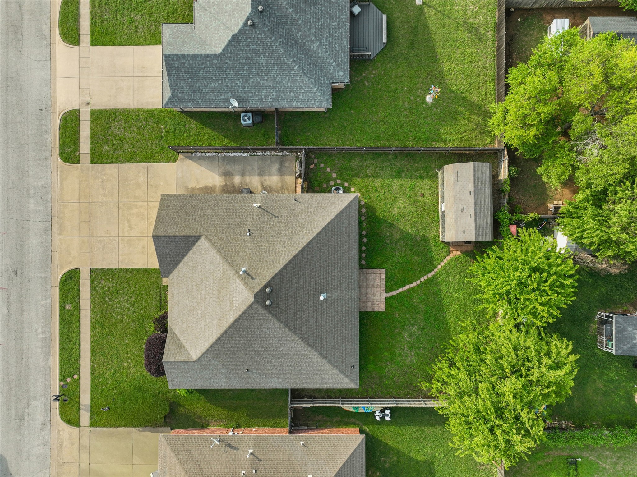 706 Hill Lane Cleburne TX 76033