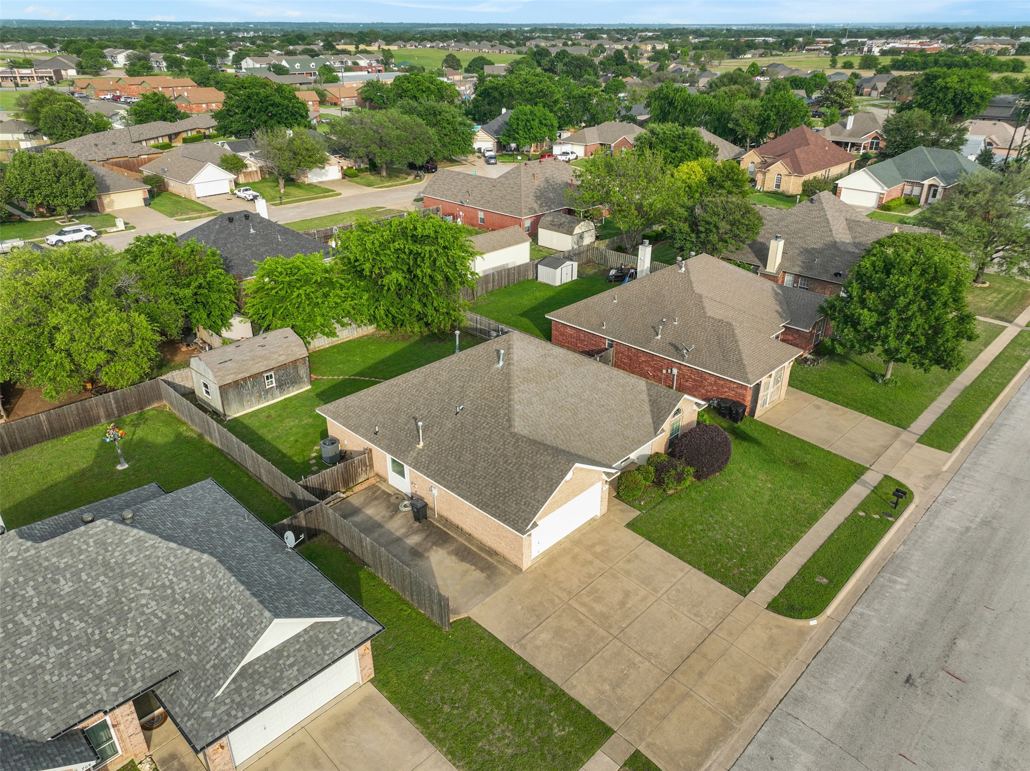 706 Hill Lane Cleburne TX 76033