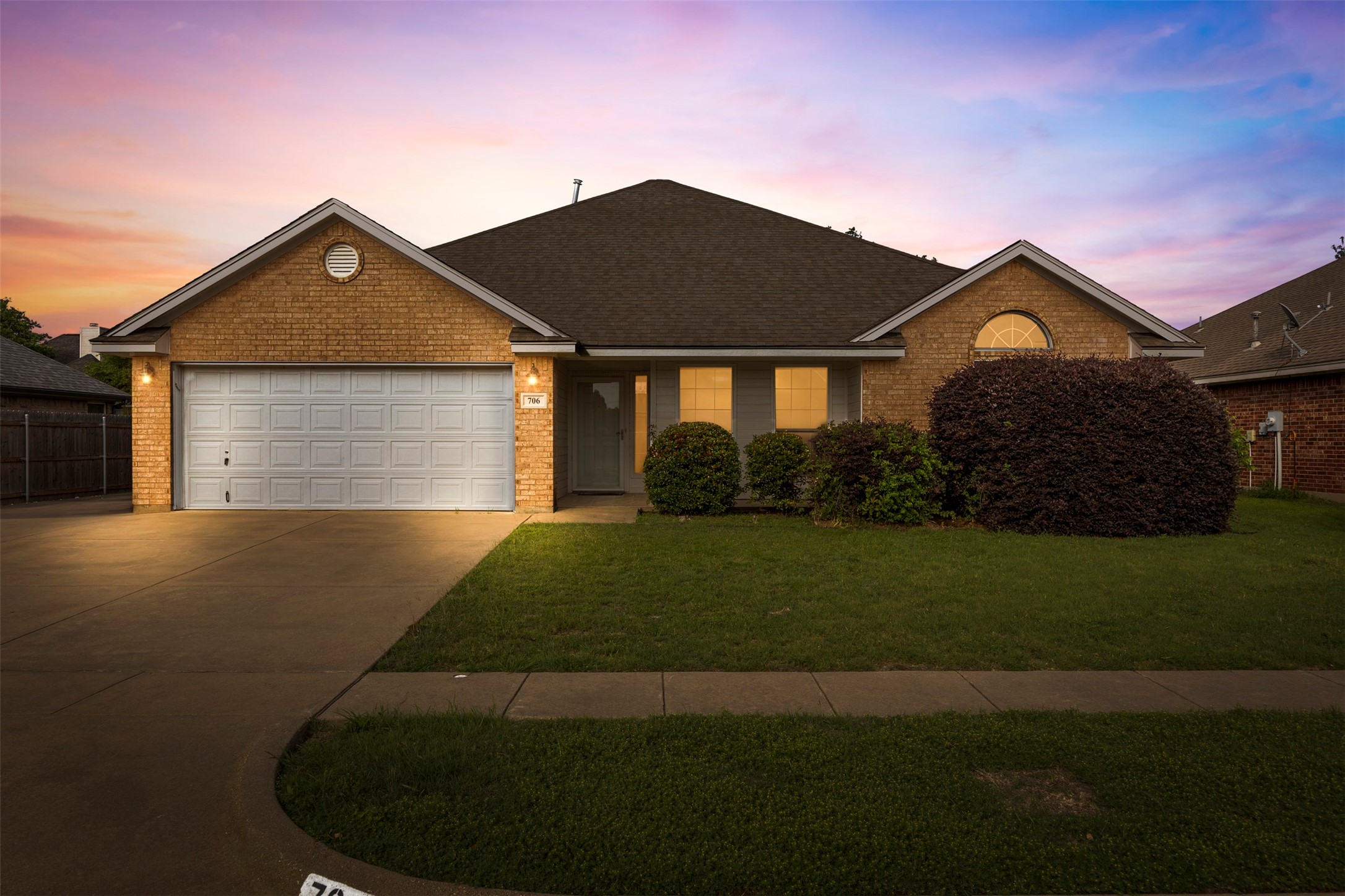 706 Hill Lane Cleburne TX 76033