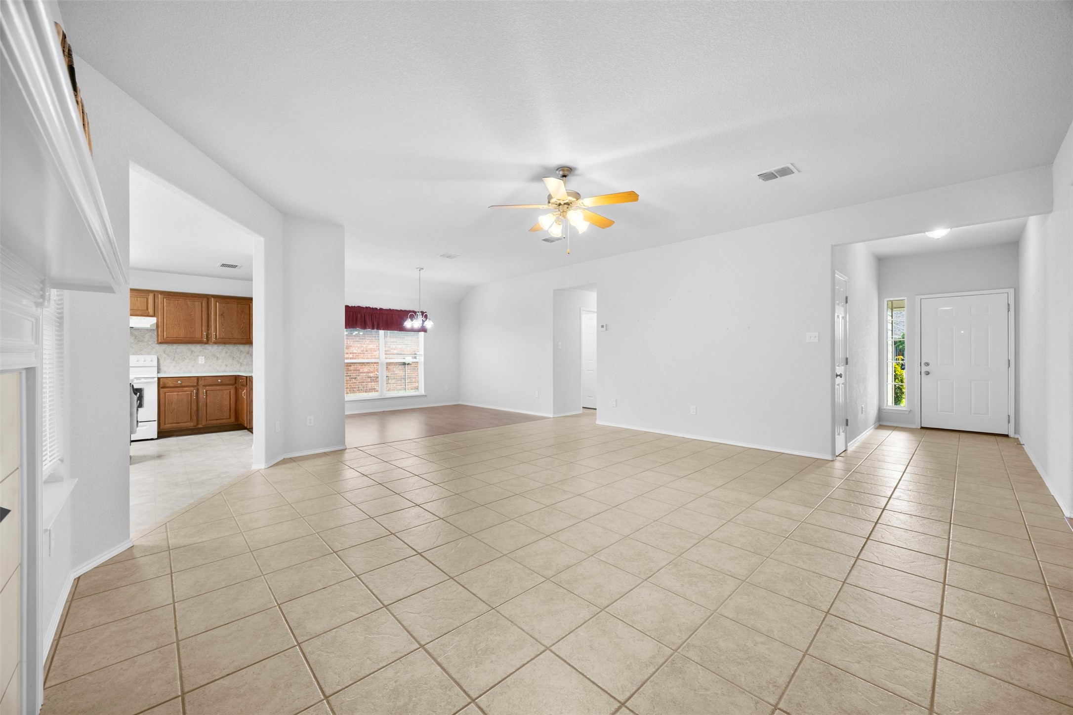 706 Hill Lane Cleburne TX 76033
