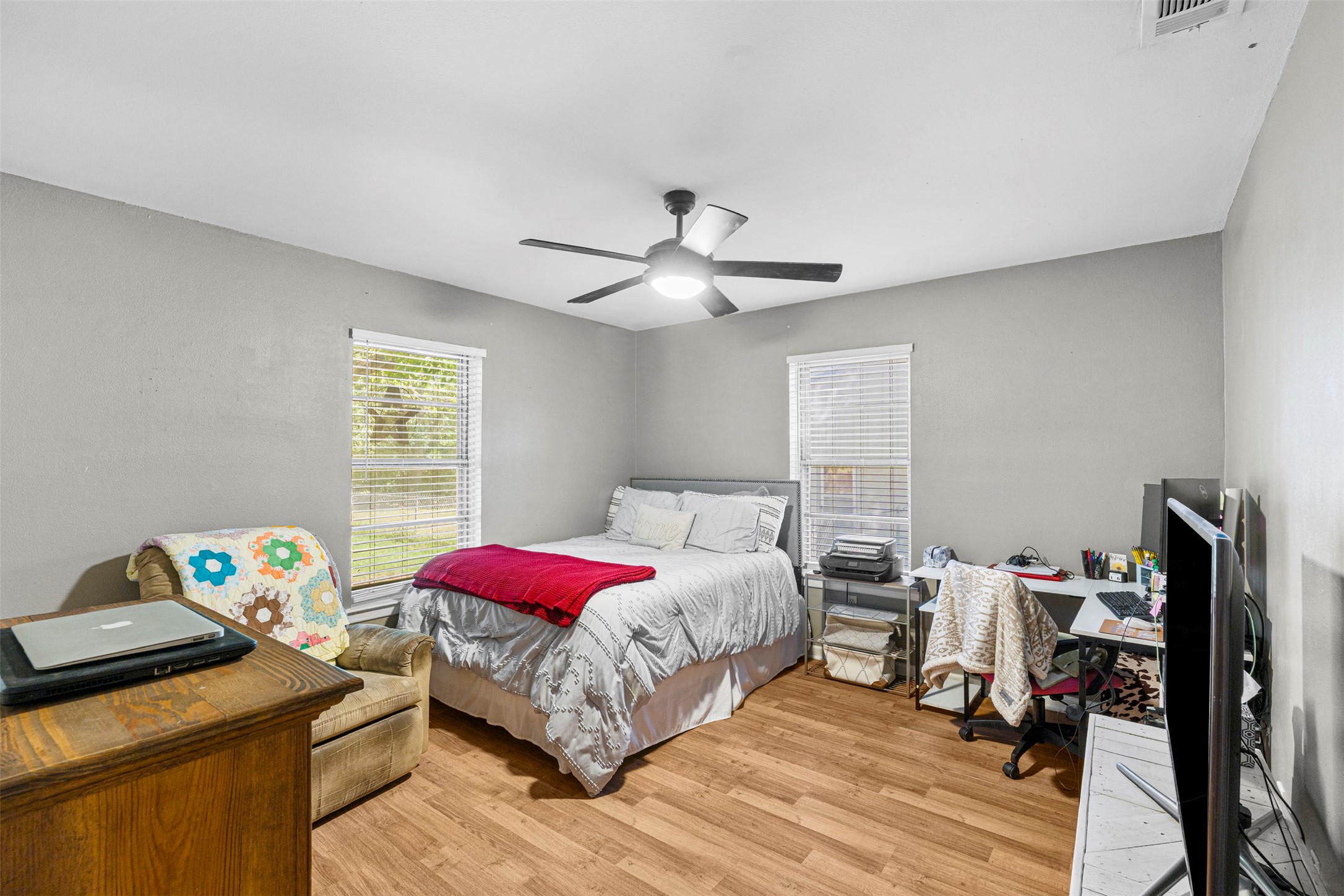602 Colonial Drive Athens TX 75751