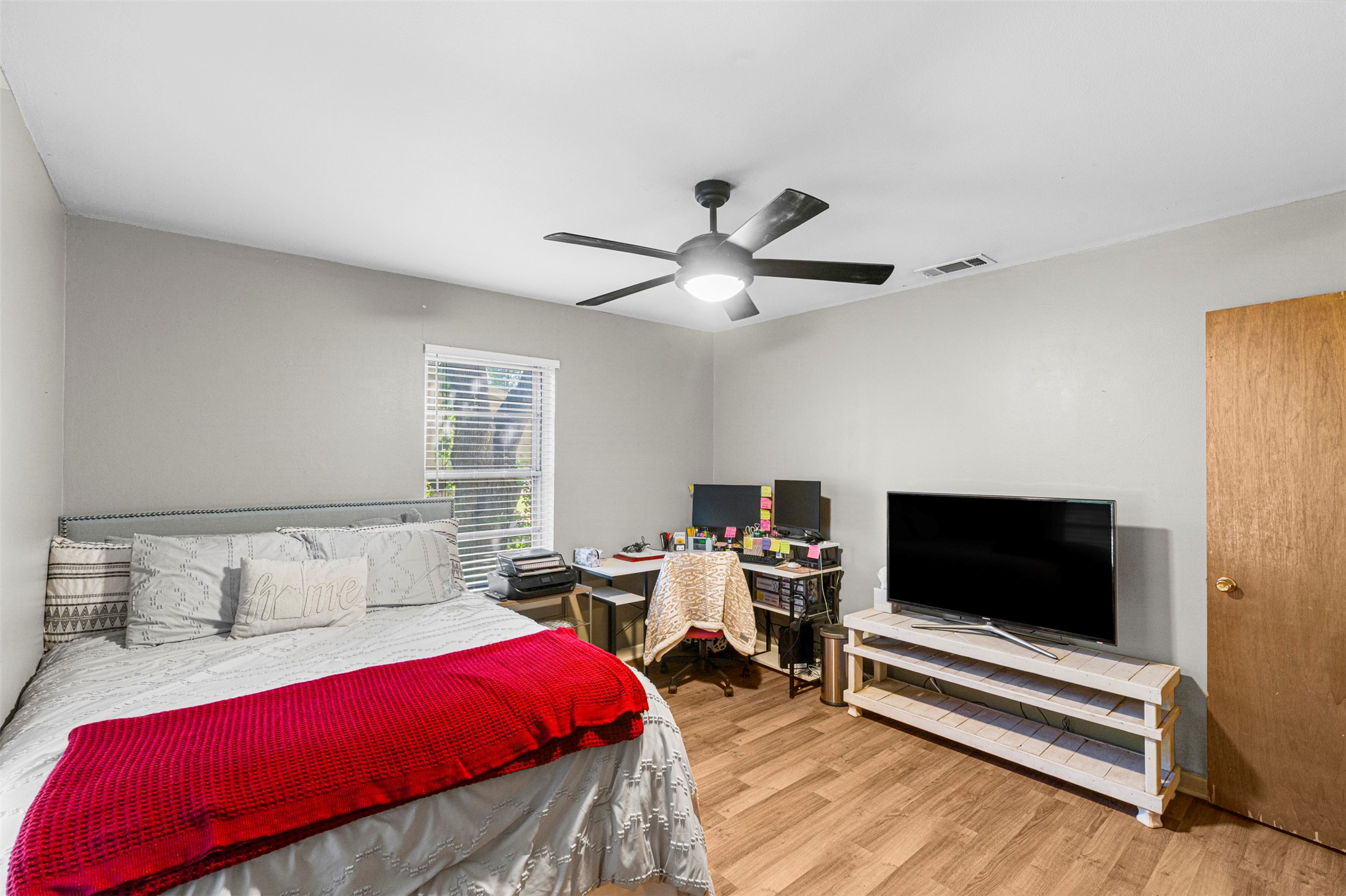602 Colonial Drive Athens TX 75751