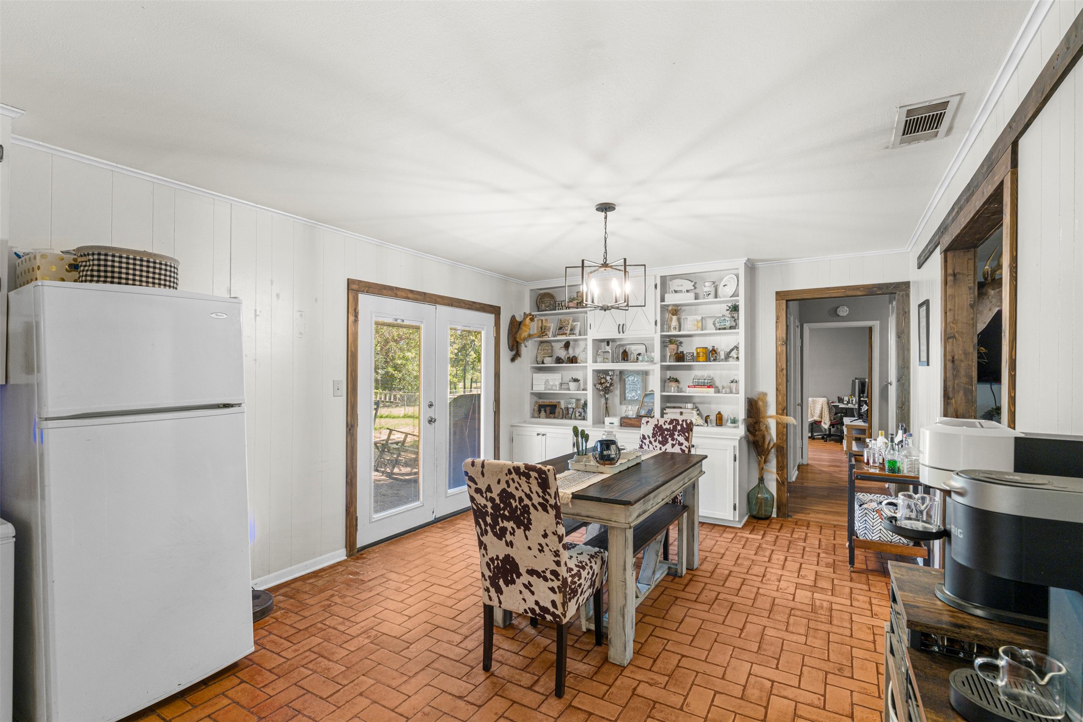 602 Colonial Drive Athens TX 75751