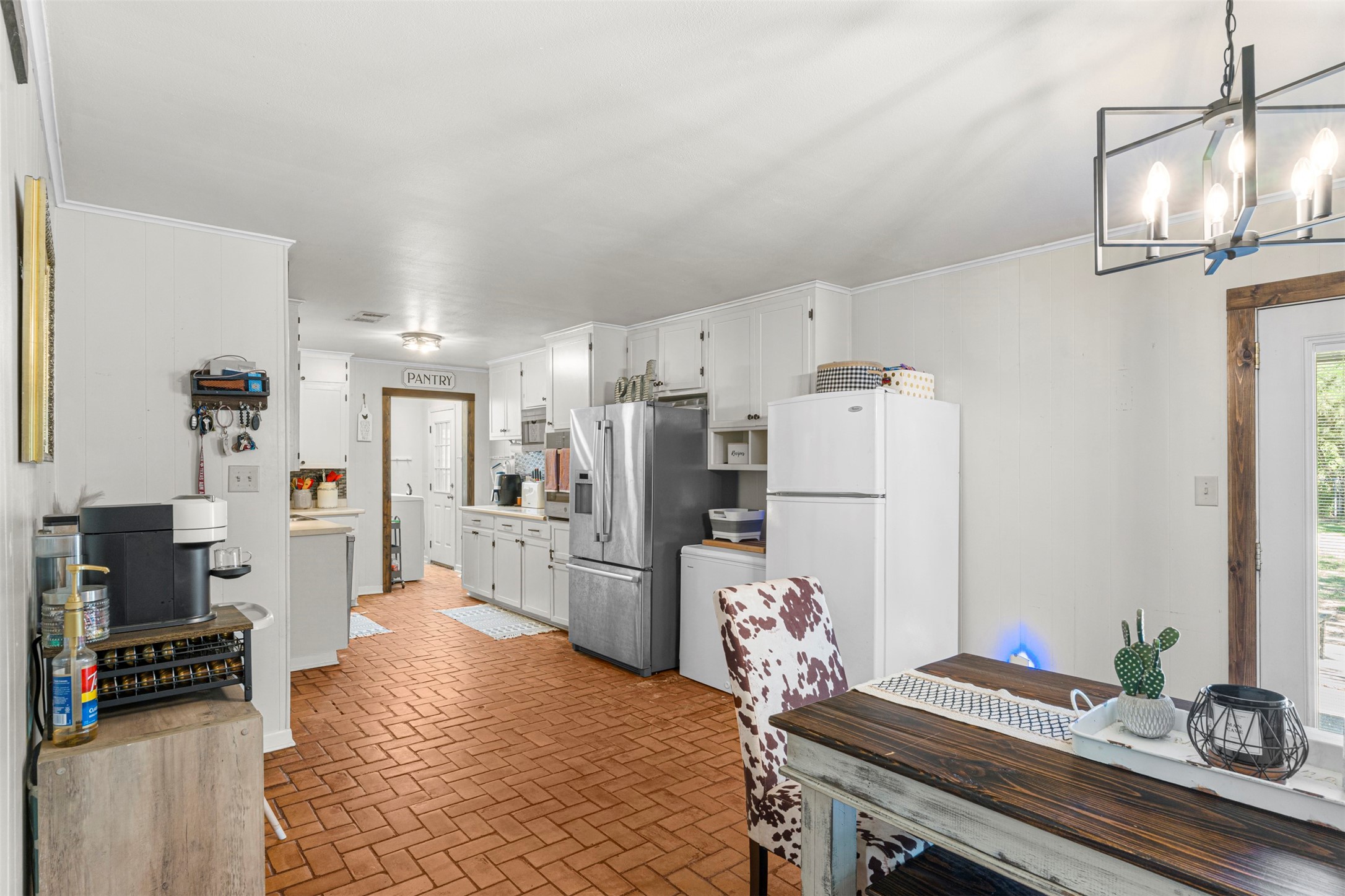 602 Colonial Drive Athens TX 75751