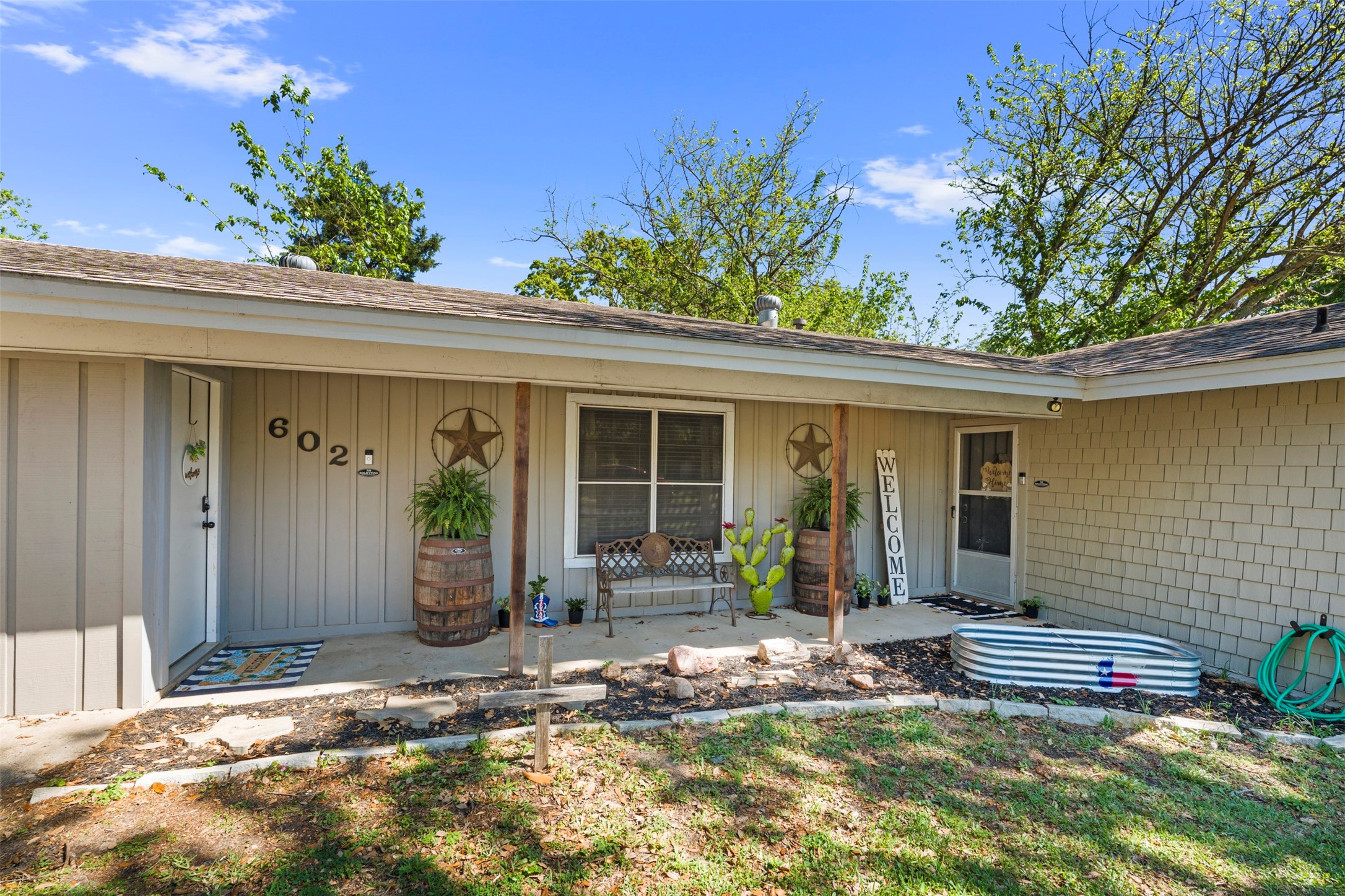 602 Colonial Drive Athens TX 75751