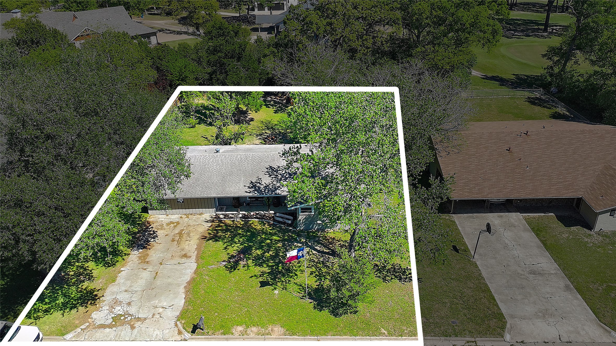 602 Colonial Drive Athens TX 75751