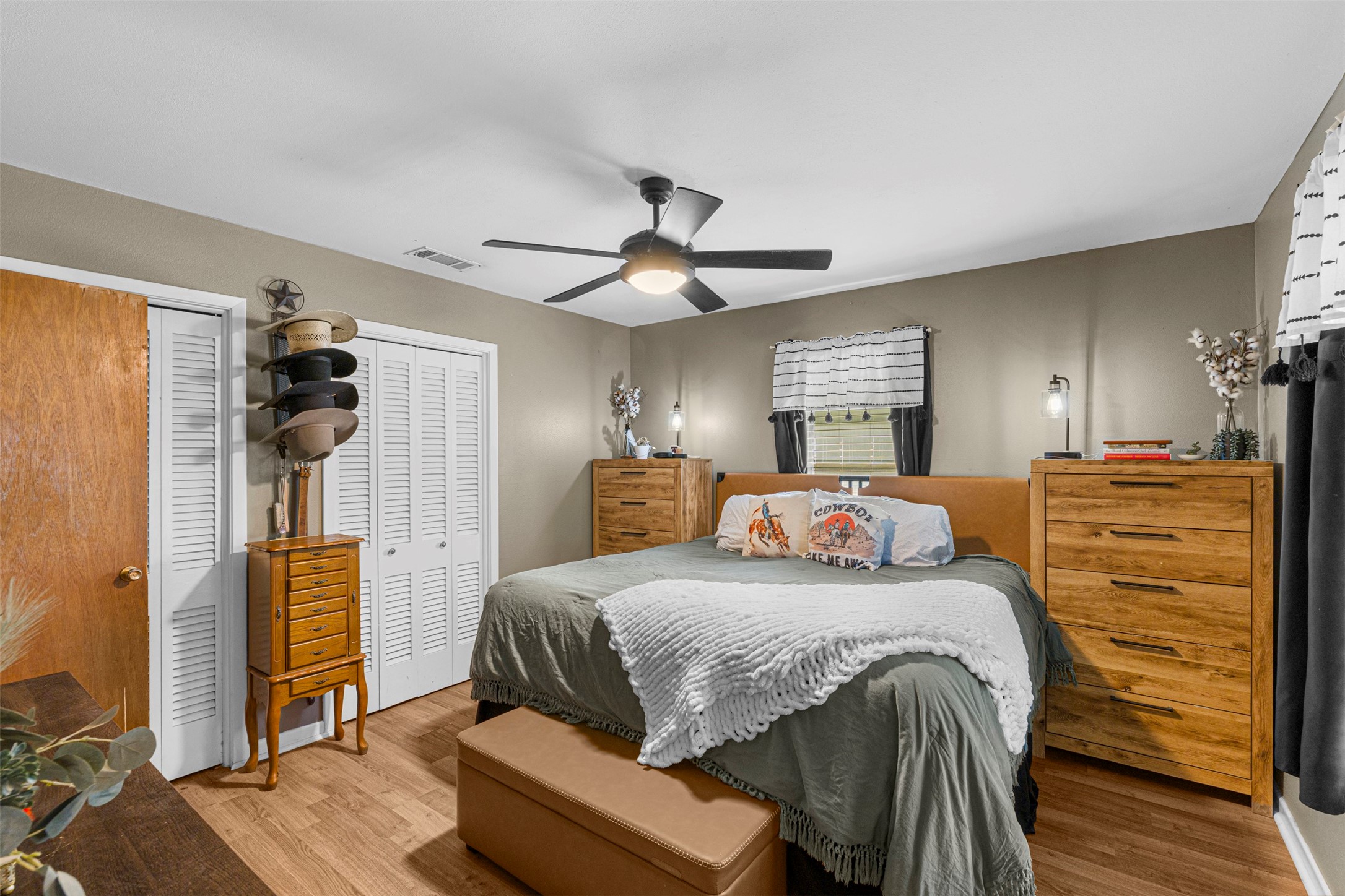 602 Colonial Drive Athens TX 75751