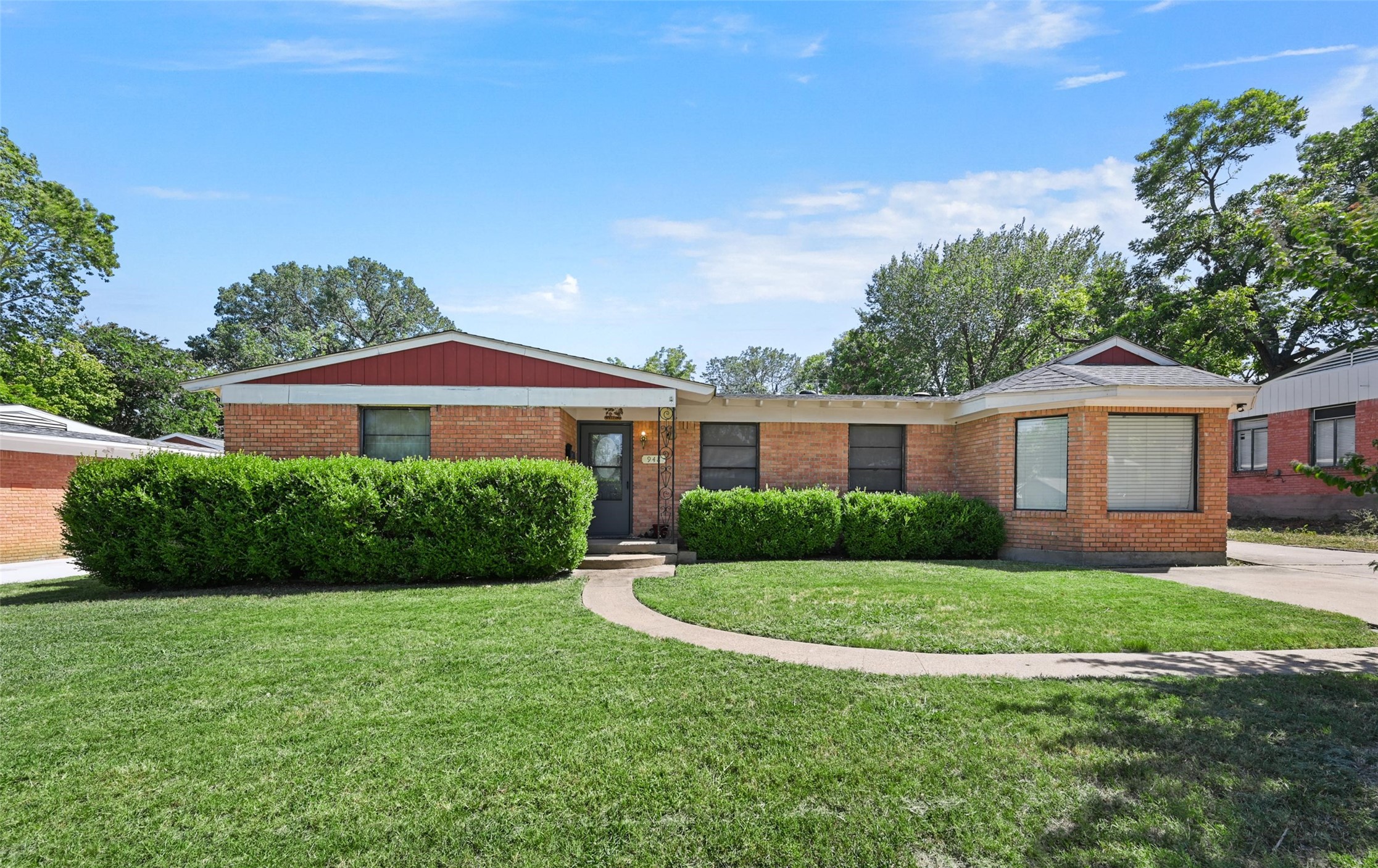948 Treasure Road Garland TX 75041