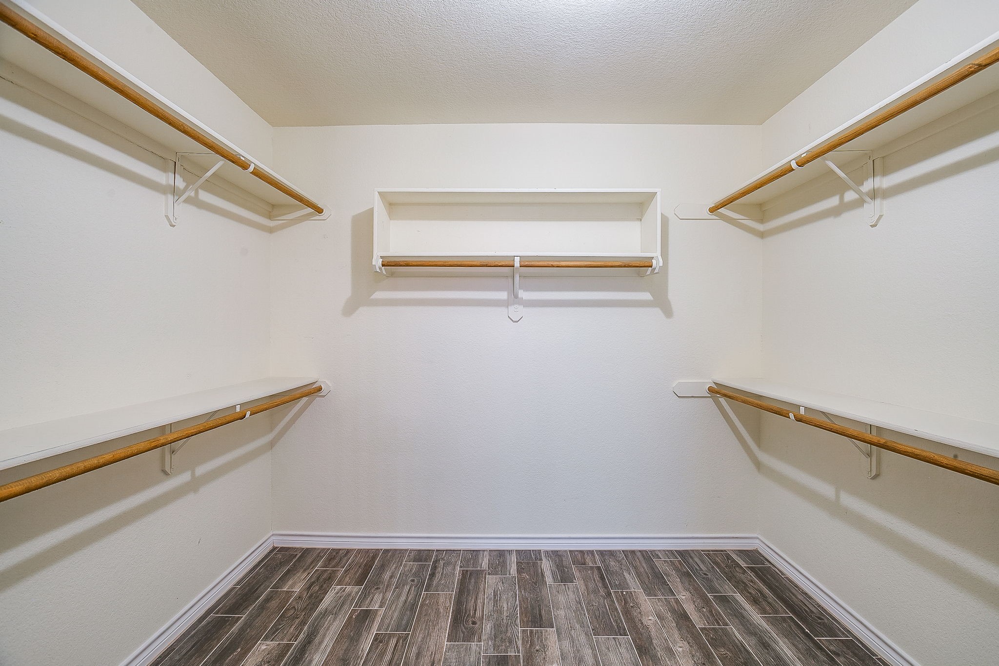 336 Plantation Drive E Burleson TX 76028