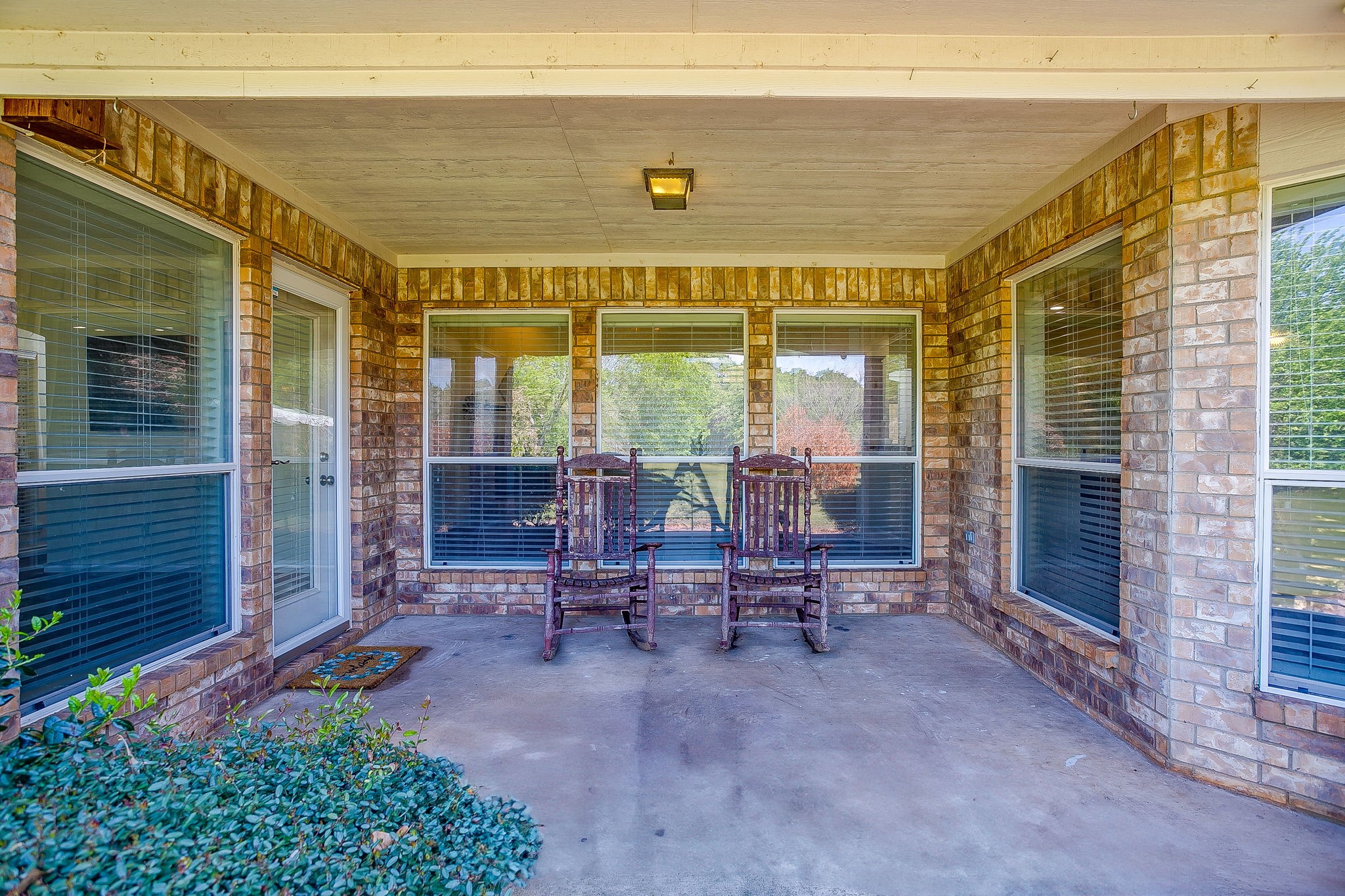 336 Plantation Drive E Burleson TX 76028