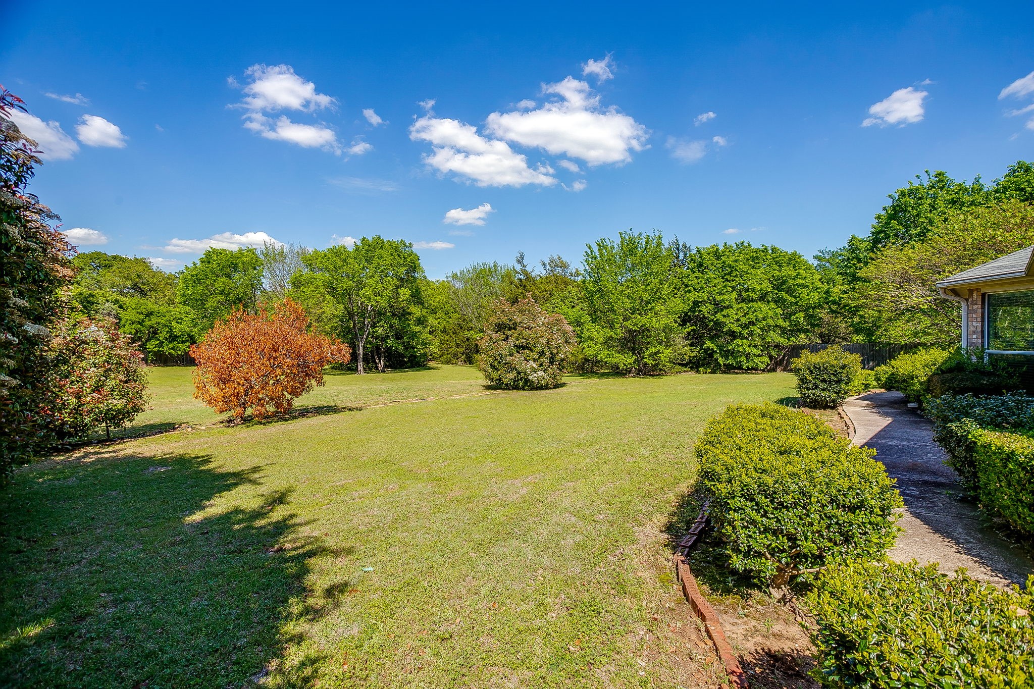 336 Plantation Drive E Burleson TX 76028
