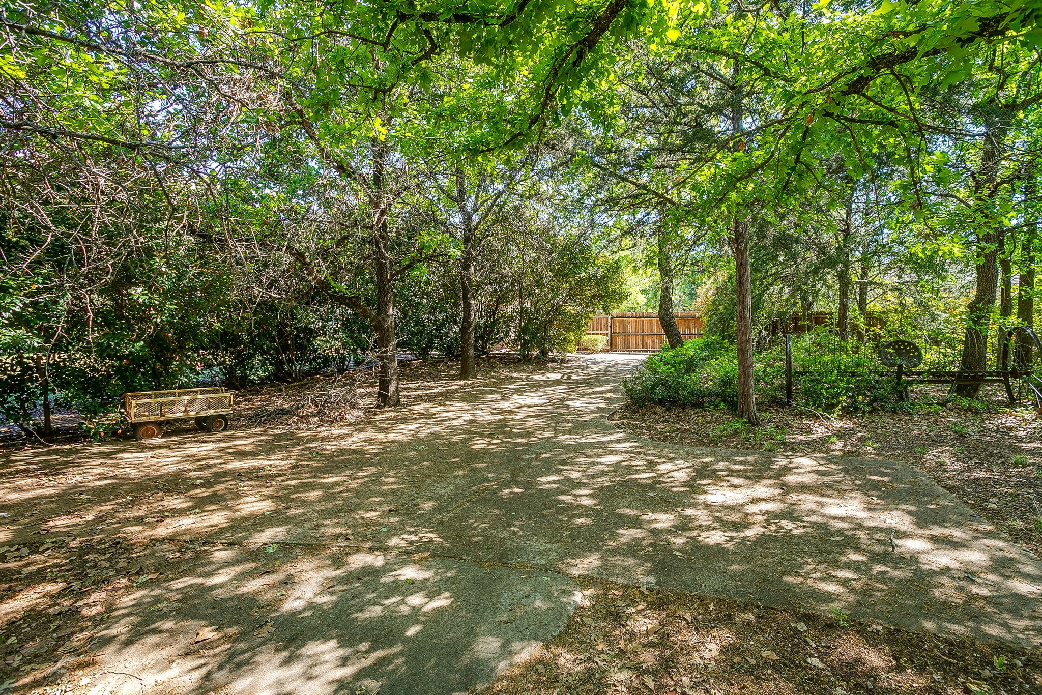 336 Plantation Drive E Burleson TX 76028