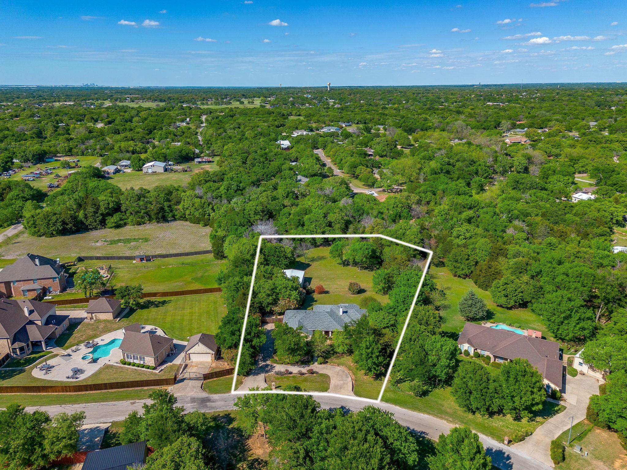 336 Plantation Drive E Burleson TX 76028