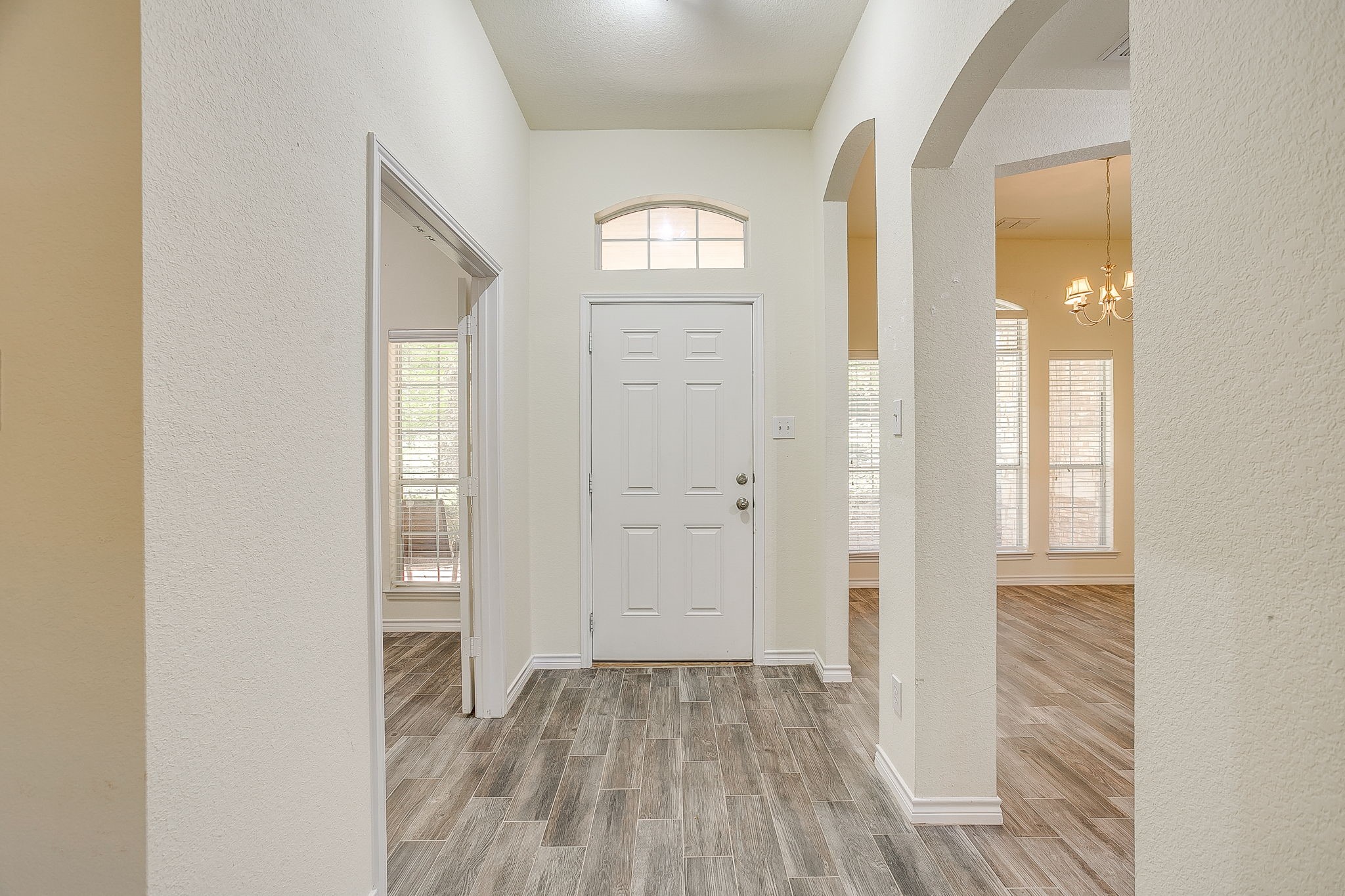 336 Plantation Drive E Burleson TX 76028