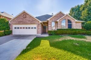 1929 Paloma Way Arlington TX 76006