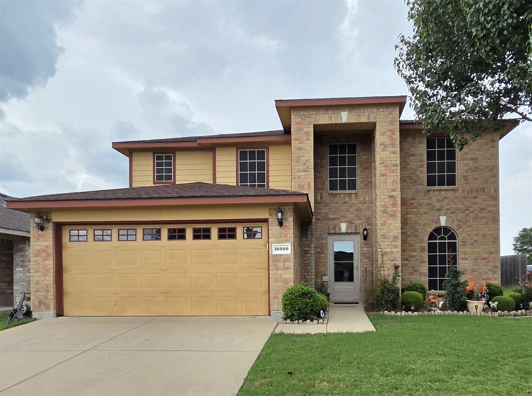 10000 Cougar Trail Fort Worth TX 76108