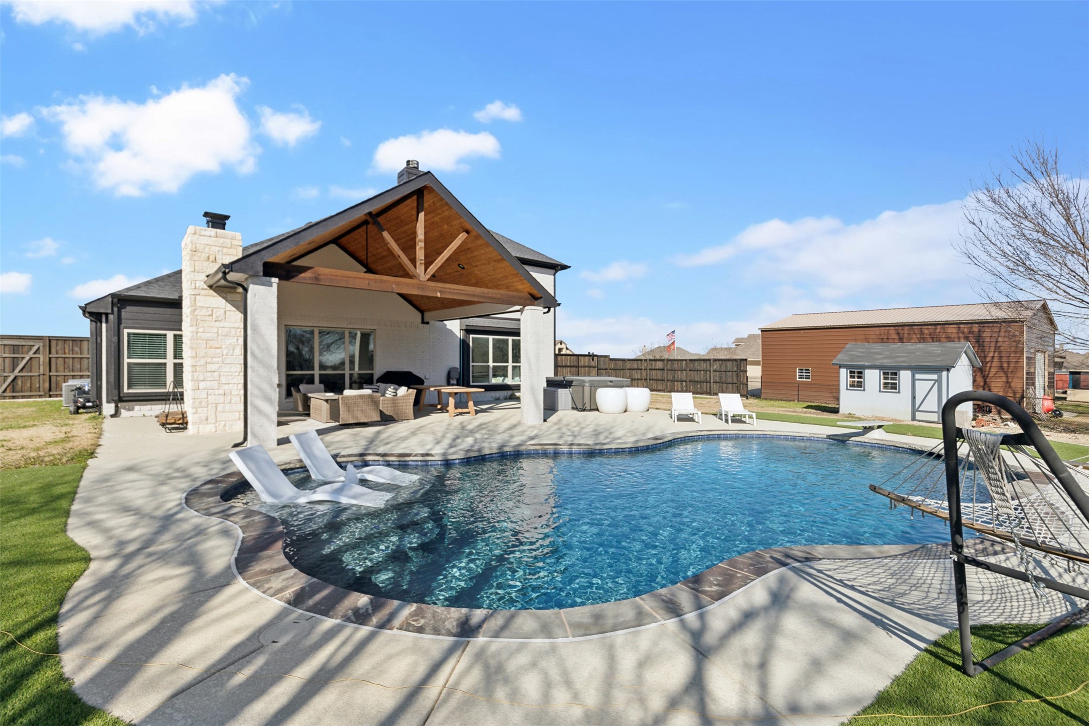 112 Cardiff Lane Waxahachie TX 75167