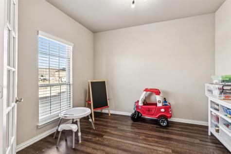 112 Cardiff Lane Waxahachie TX 75167
